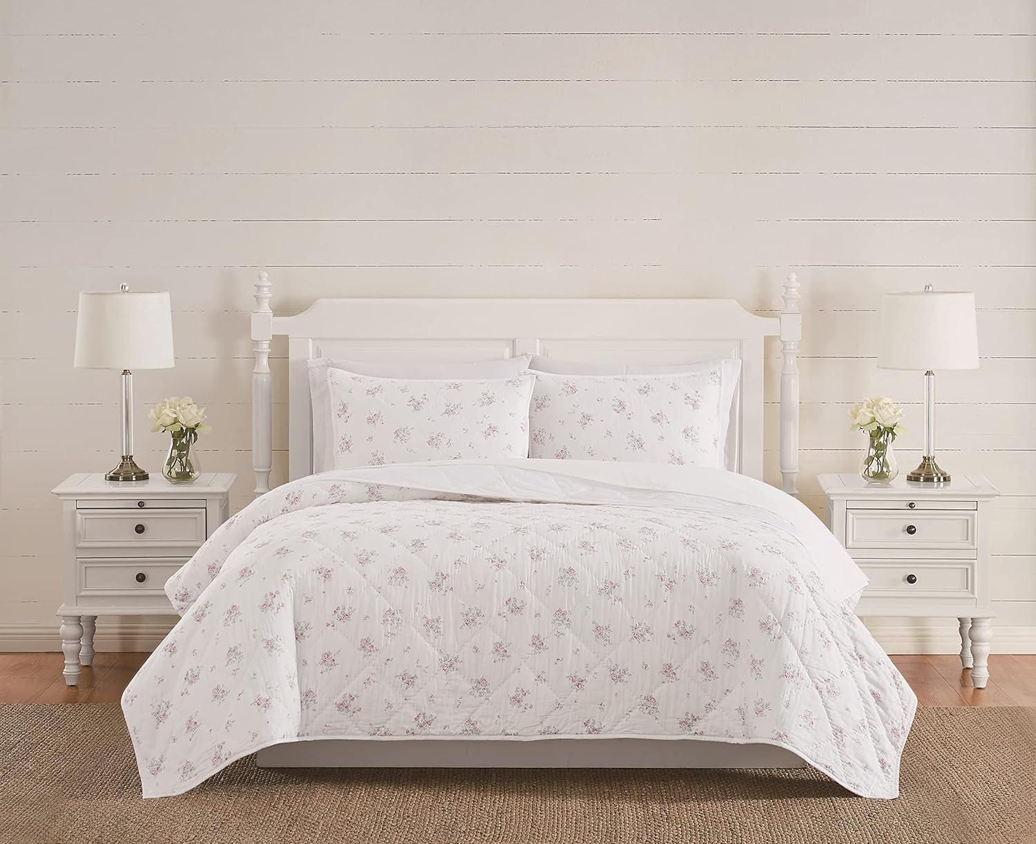 The Farmhouse by Rachel Ashwell - TwinTwin XL Quilt Set