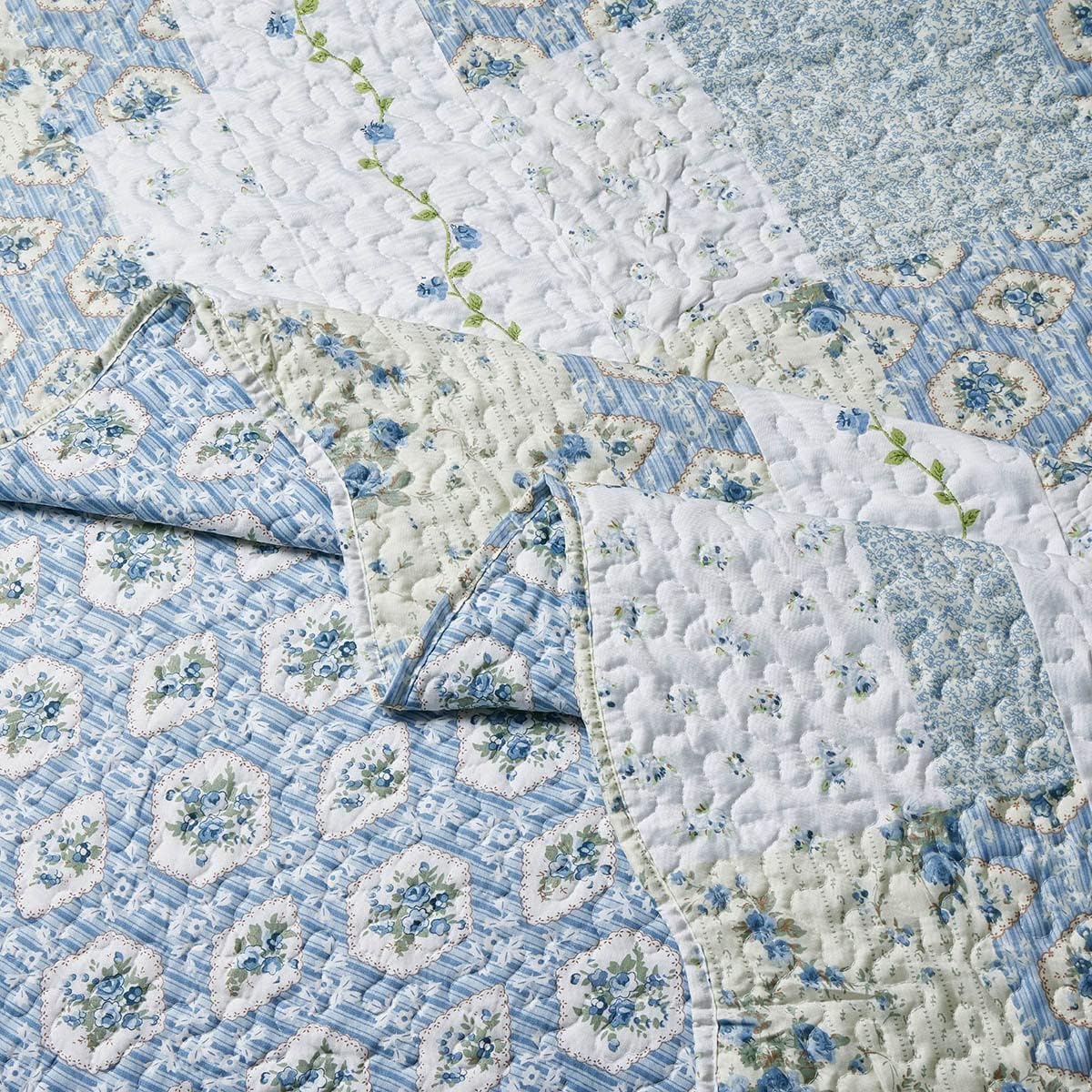 Brea Microfiber Twin XL Quilt Set - 2 Piece Reversible Printed Coverlets 1