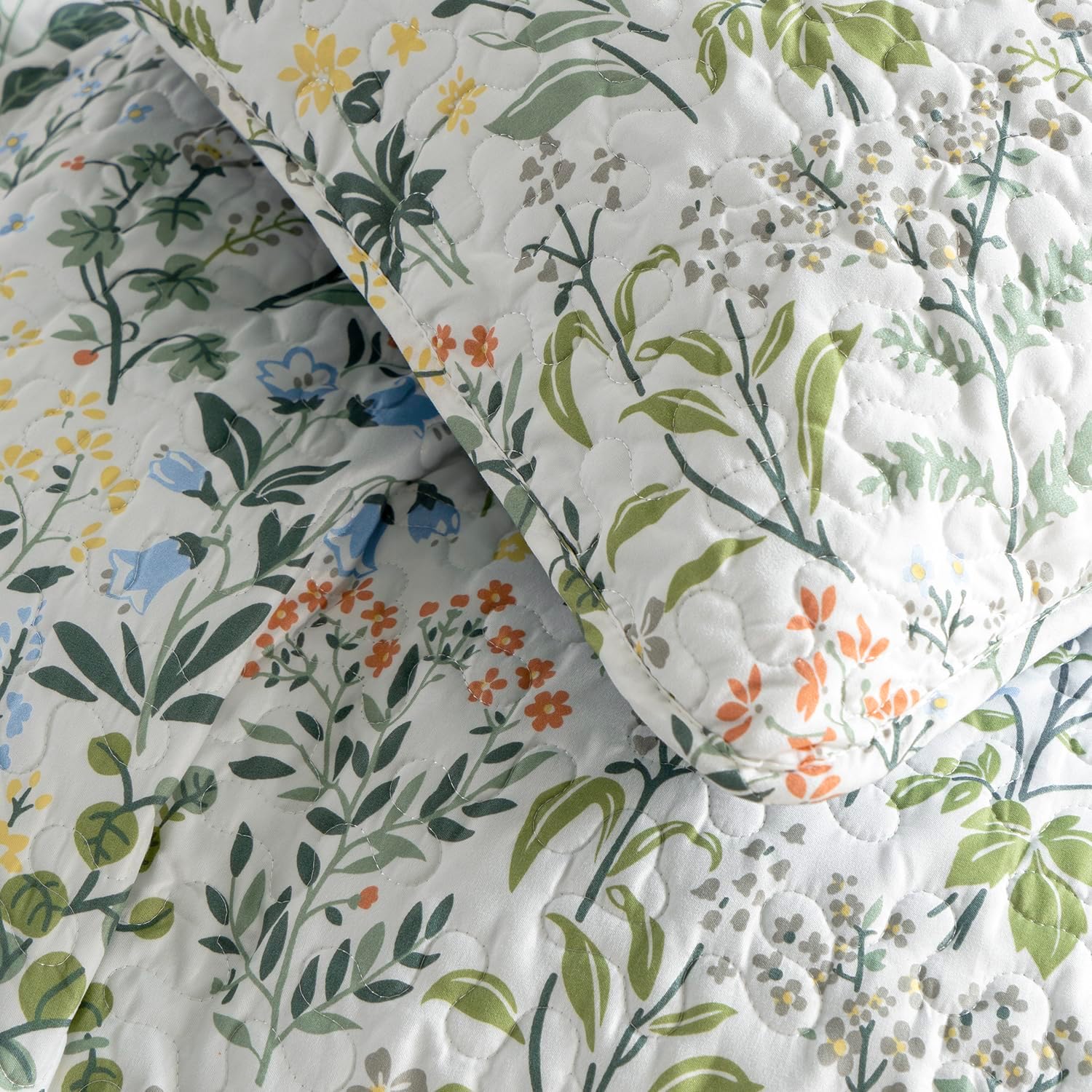 TISPLR Floral Quilt Set 3 Pieces Queen Size