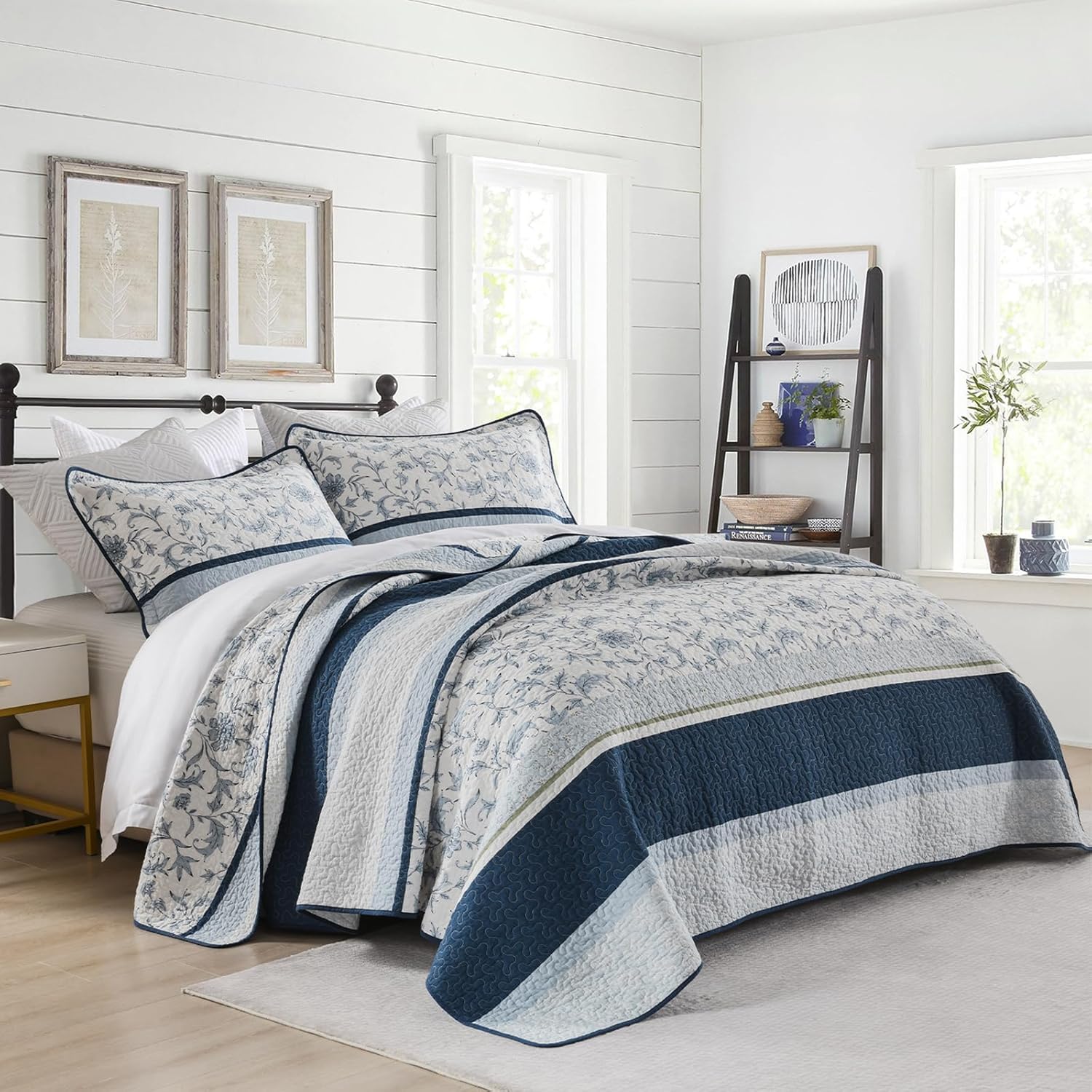 SOElinens Queen Size Quilt Set Navy Blue Floral
