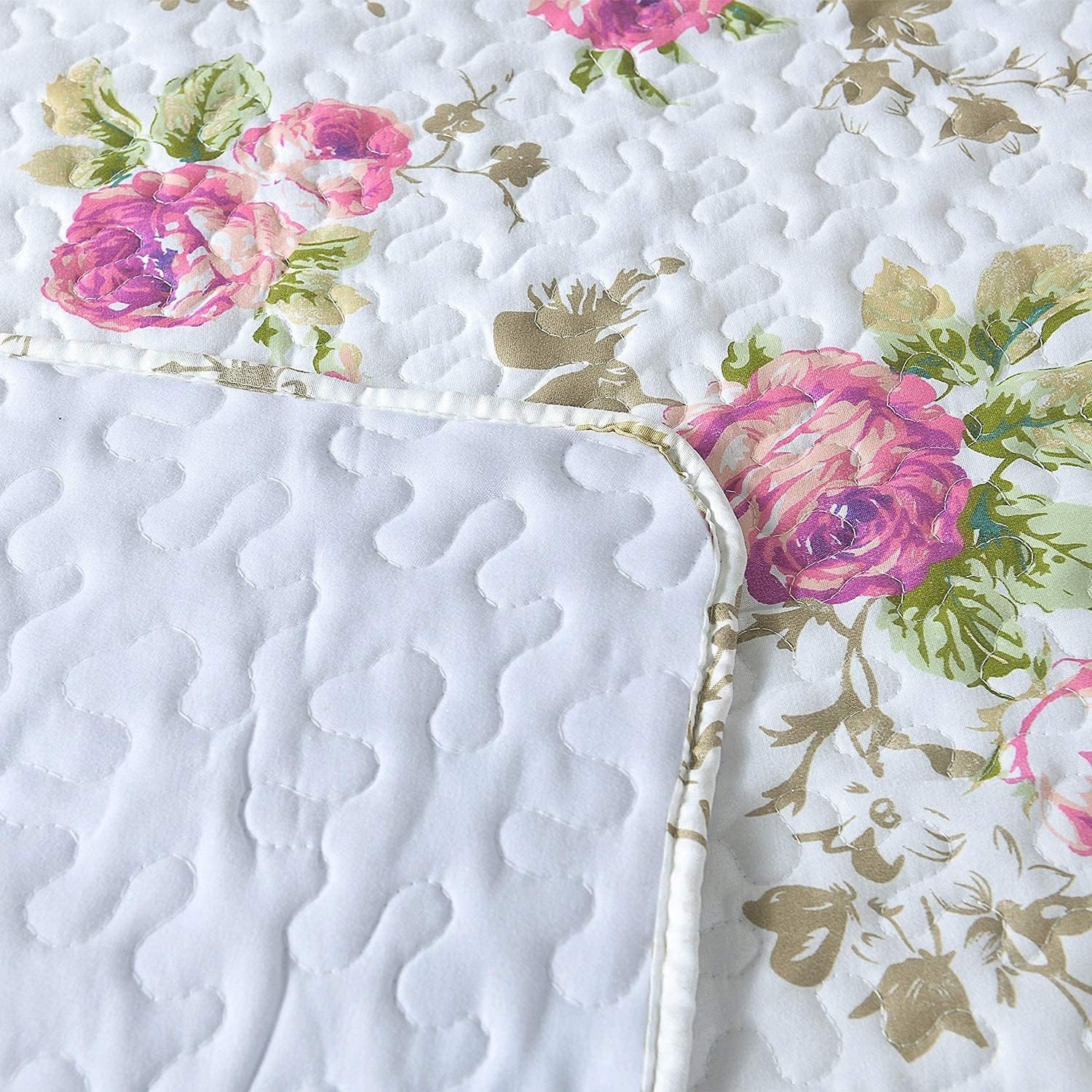 Boryard 3-Piece King Quilt Set with Rose Print