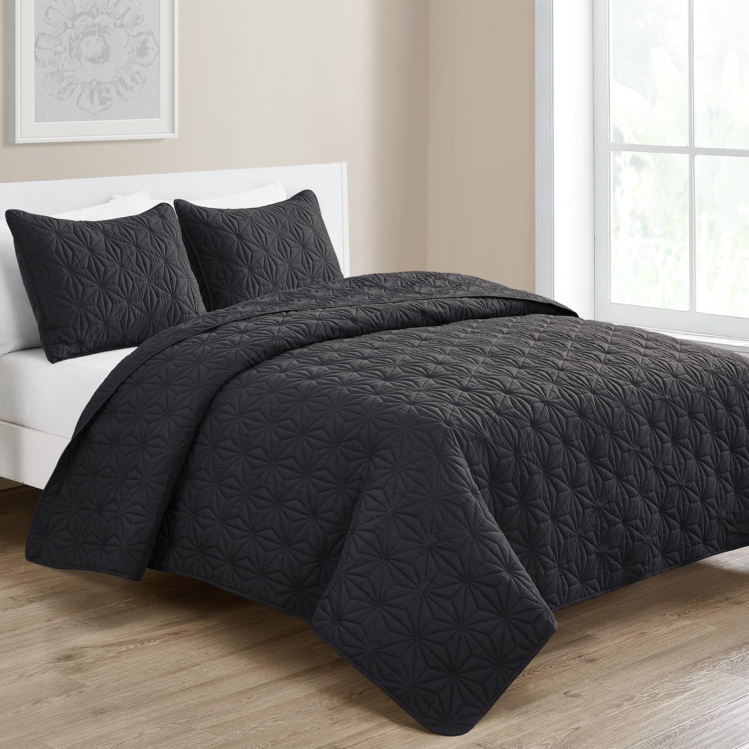 VCNY Home Kaleidoscope Pattern 3-Piece Quilt Set King Grey