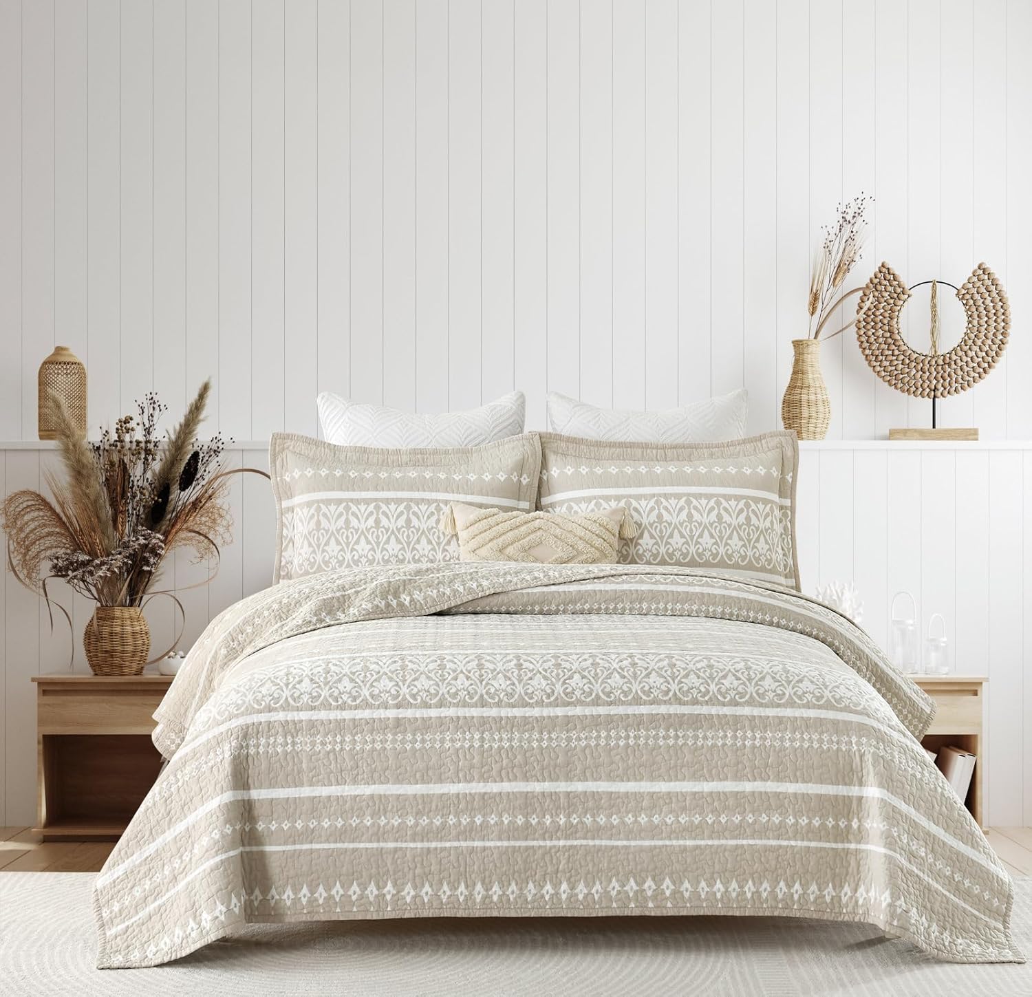 BCOTTOND Boho King Quilt Set 3 Piece All Season