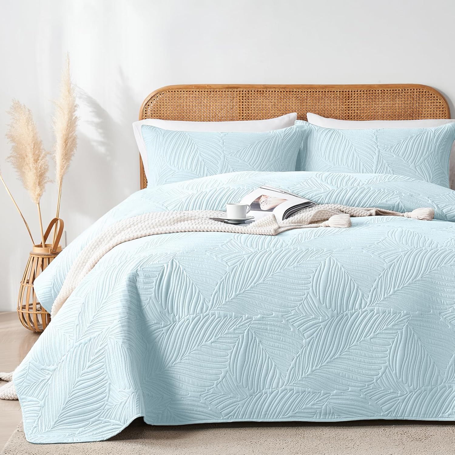 OARAGE Aqua Blue Twin Quilt Set with Leaf Pattern