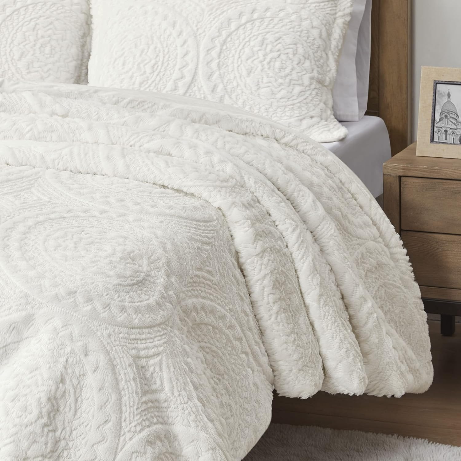 Madison Park Plush Comforter Set with Shams Ivory