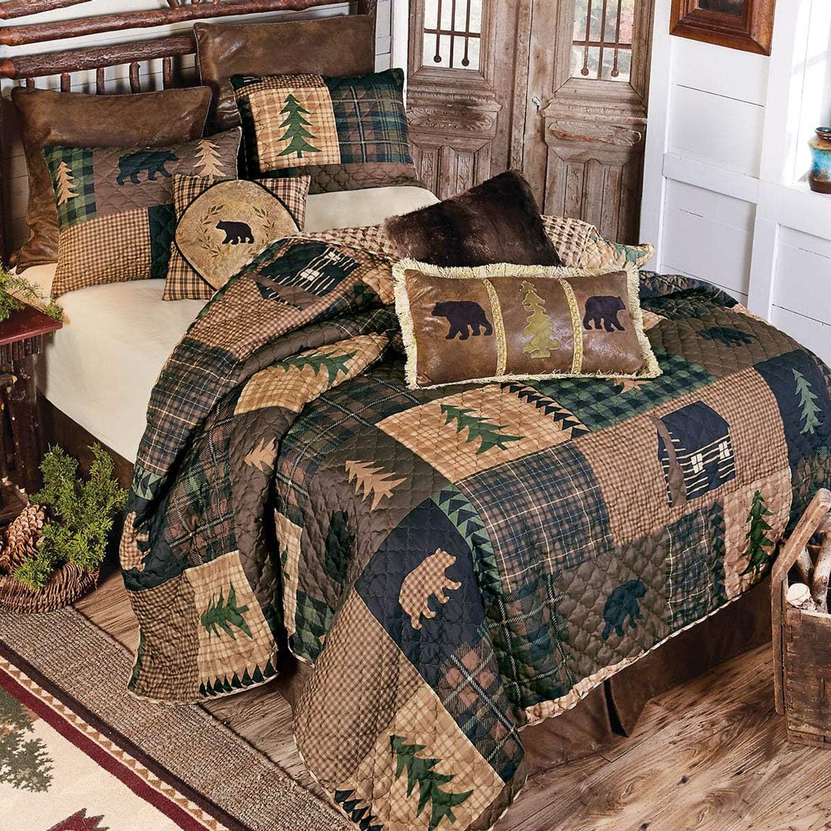 Black Bear Pines Quilt Bed Set - Queen