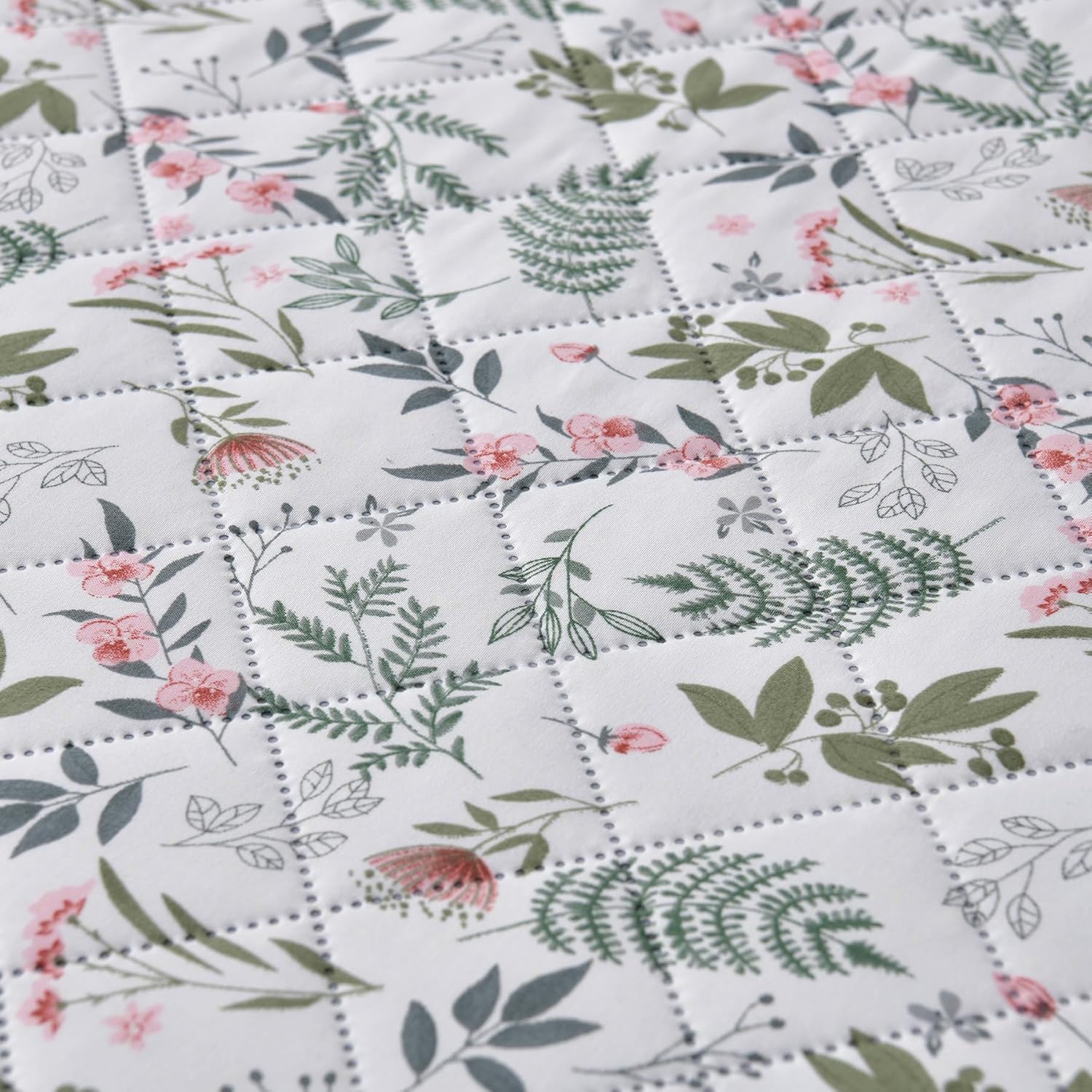 LINNUO HOURSE King Size Quilt Set with Reversible Floral Pattern