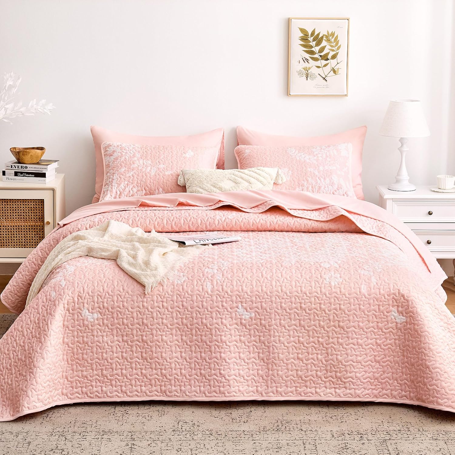 Wake In Cloud Floral Quilt Set - Reversible 3-Piece Pink TwinTwin XL