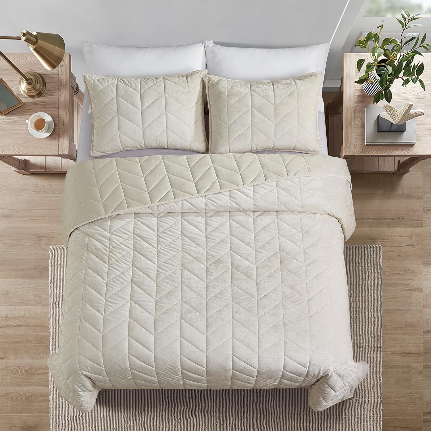 HUMESIIL Queen Quilt Bedding Set - Luxury Velvet Summer Quilt