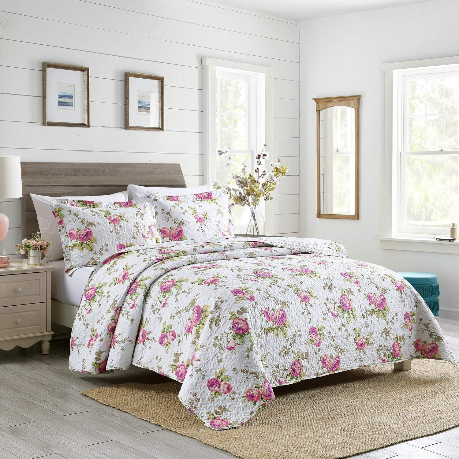 Boryard 3-Piece King Quilt Set with Rose Print