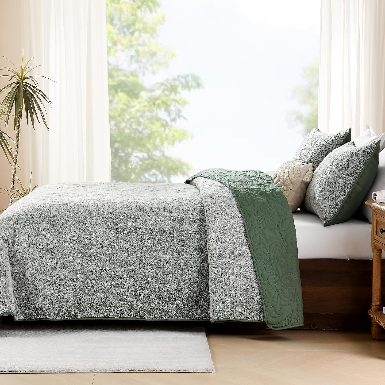 Dobuyly Fluffy Green Queen Quilt Bedding Set