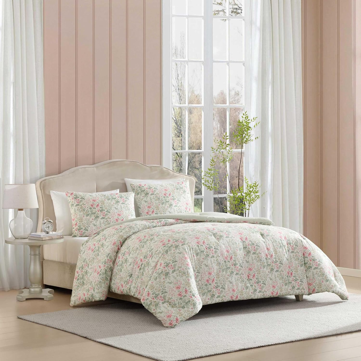 Laura Ashley Twin XL Comforter Set with Sheets and Pillowcase