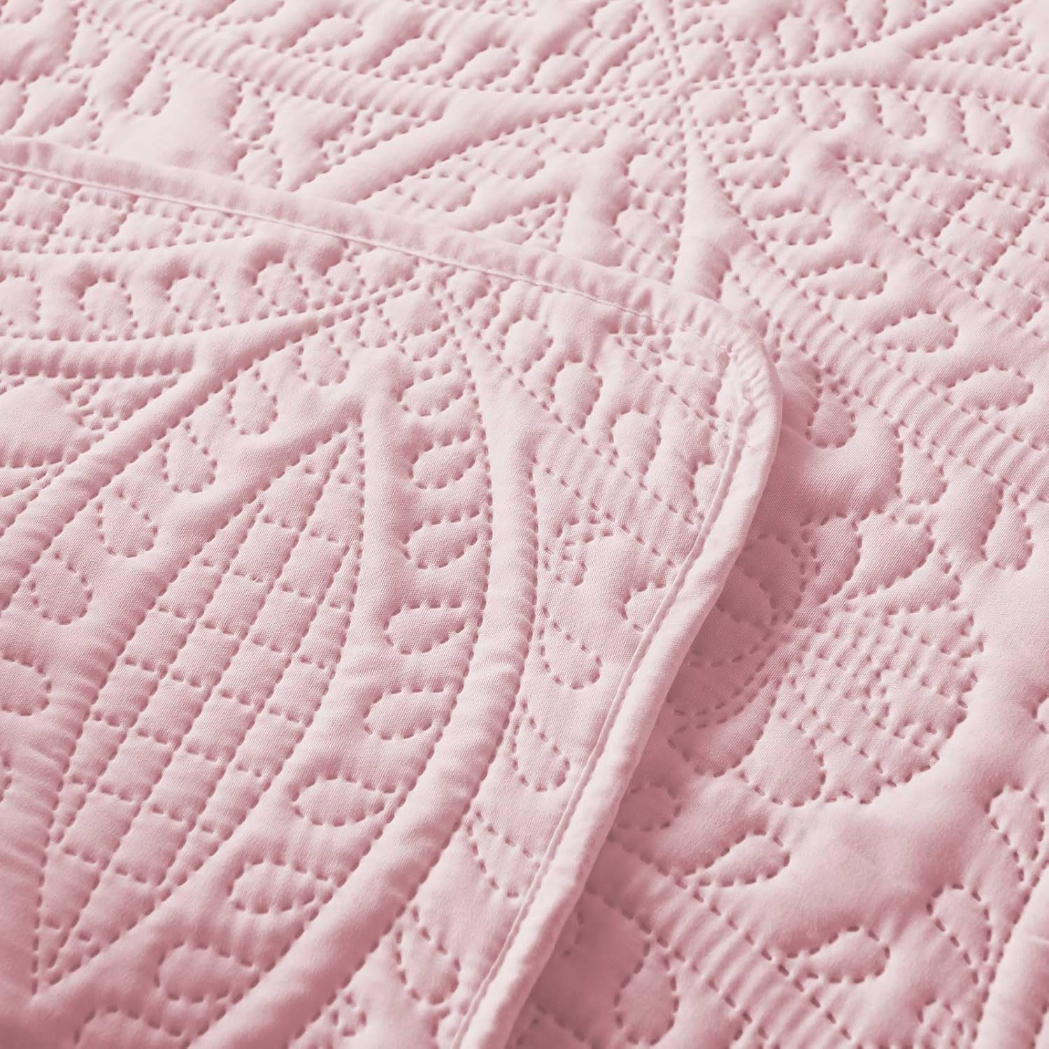 Boryard 3-Piece Quilt Set with Pillow Shams Pink