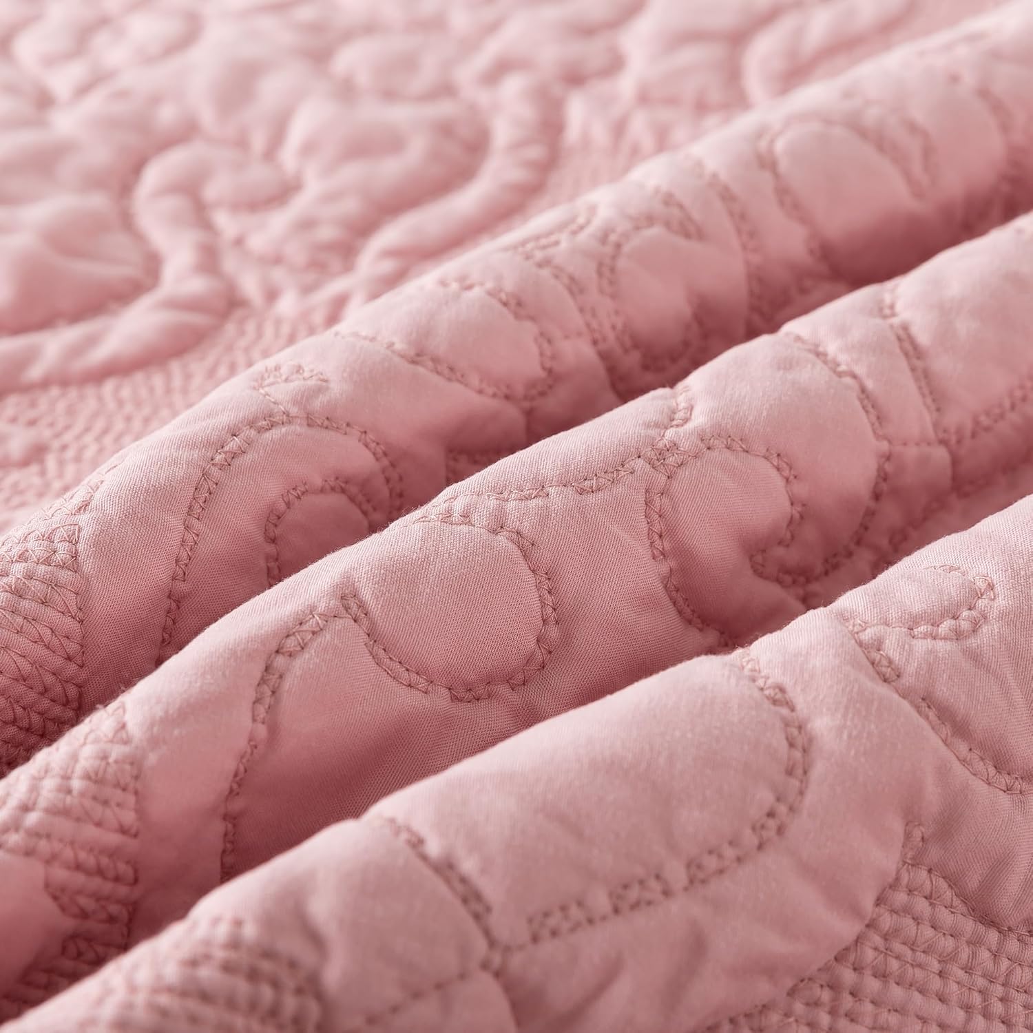 NEWLAKE Quilt Bedspread Set - Pink Floral Reversible Microfiber King Size