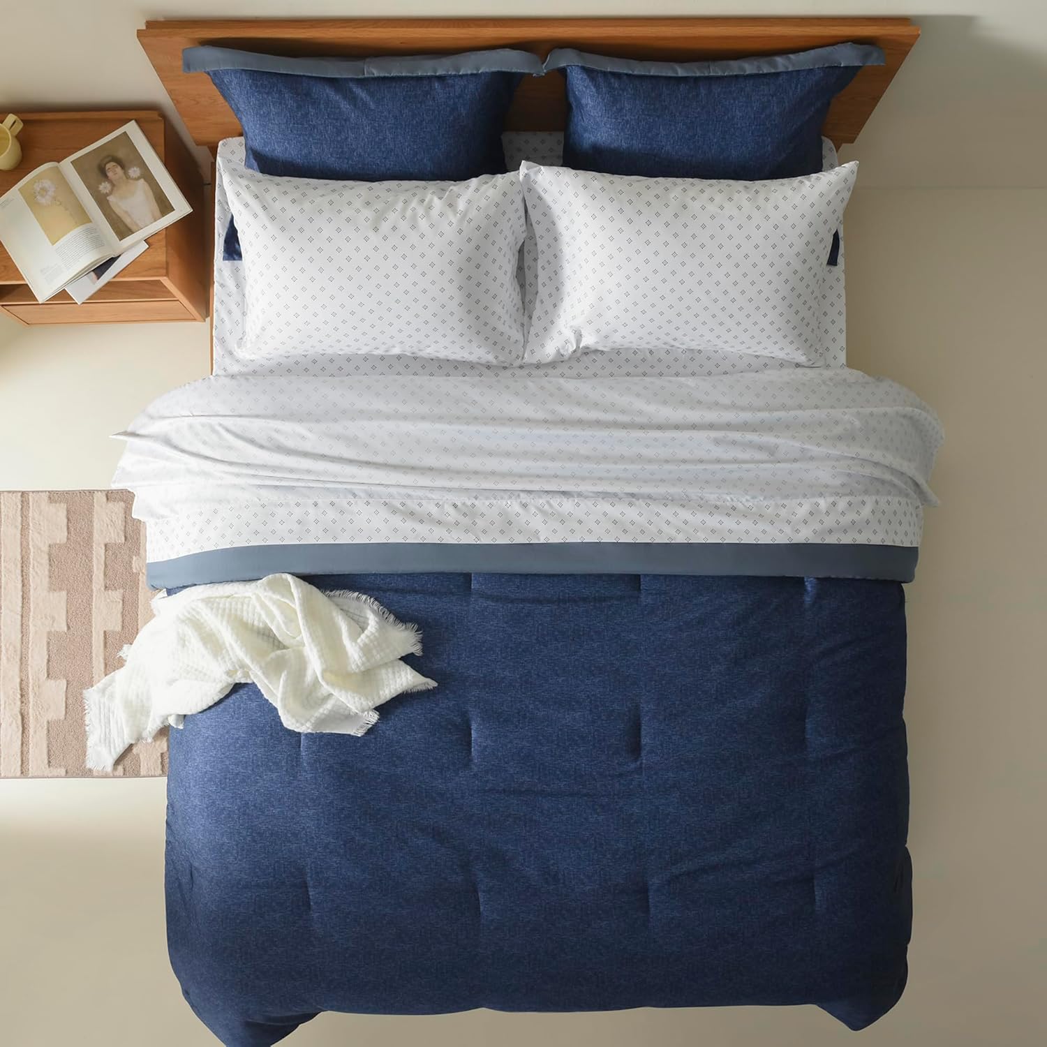 Comfort Spaces Twin XL 5-Piece Bed In A Bag - Navy