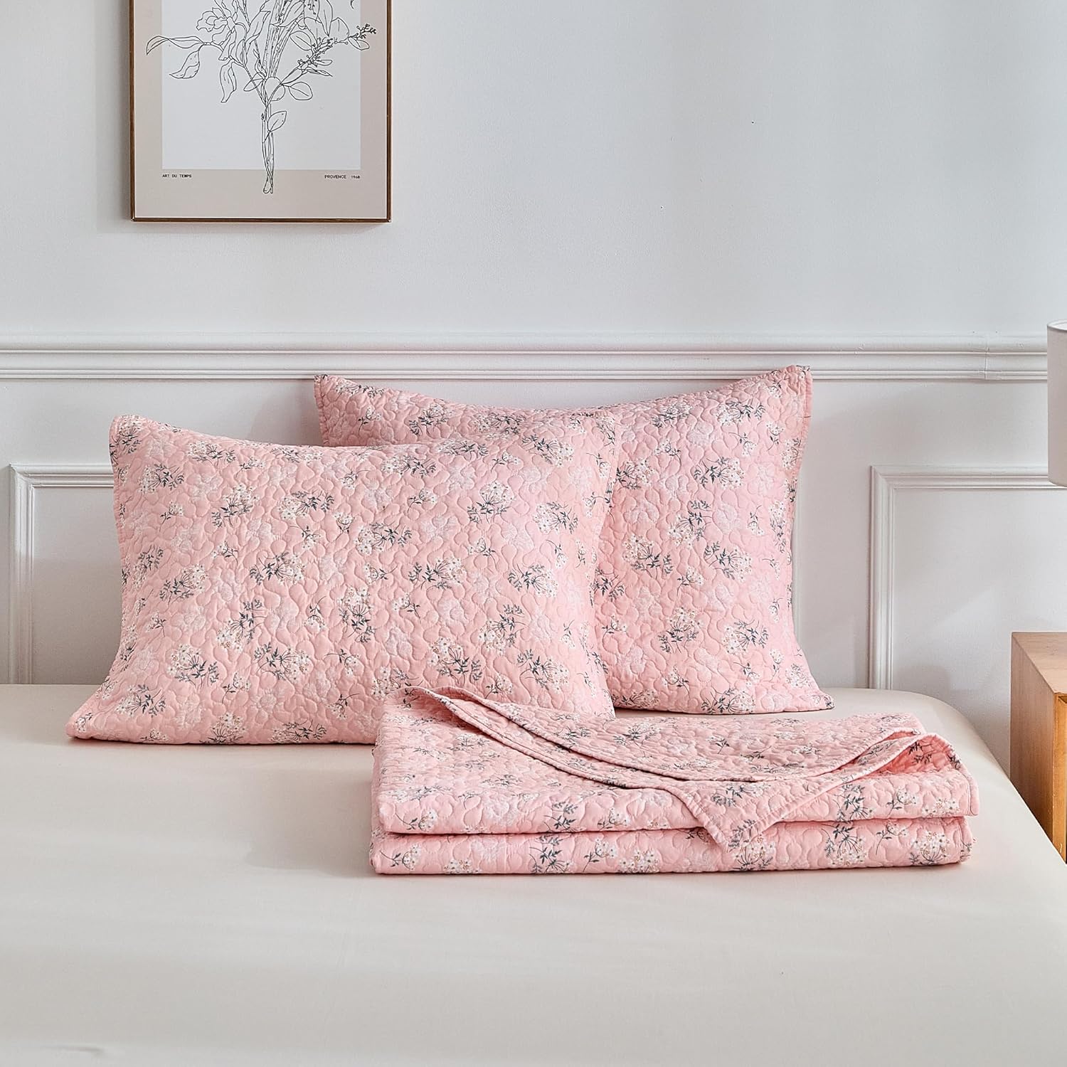 3-Piece King Size Floral Quilt Set with Pillow Shams