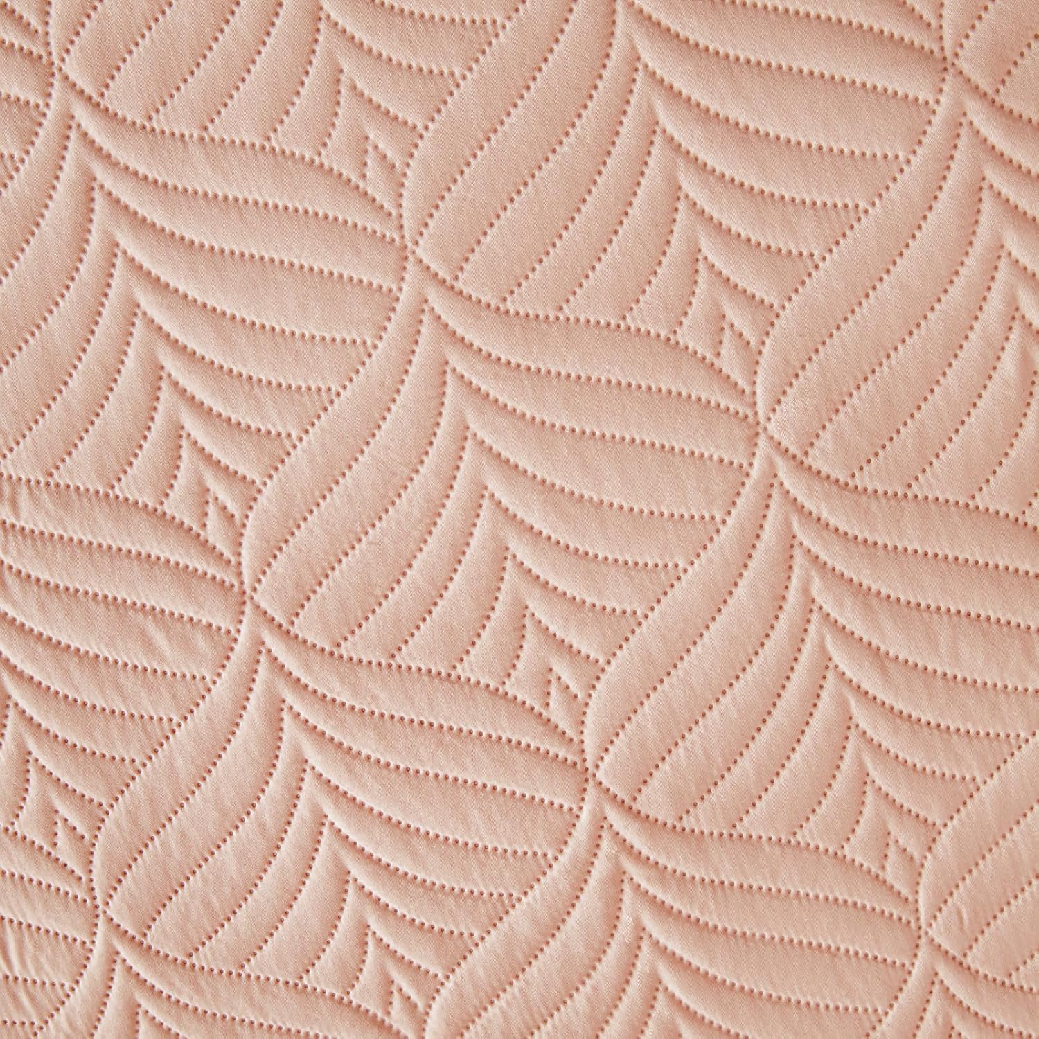 Whale Flotilla Blush Pink Quilt Set Twin Size 2-Piece