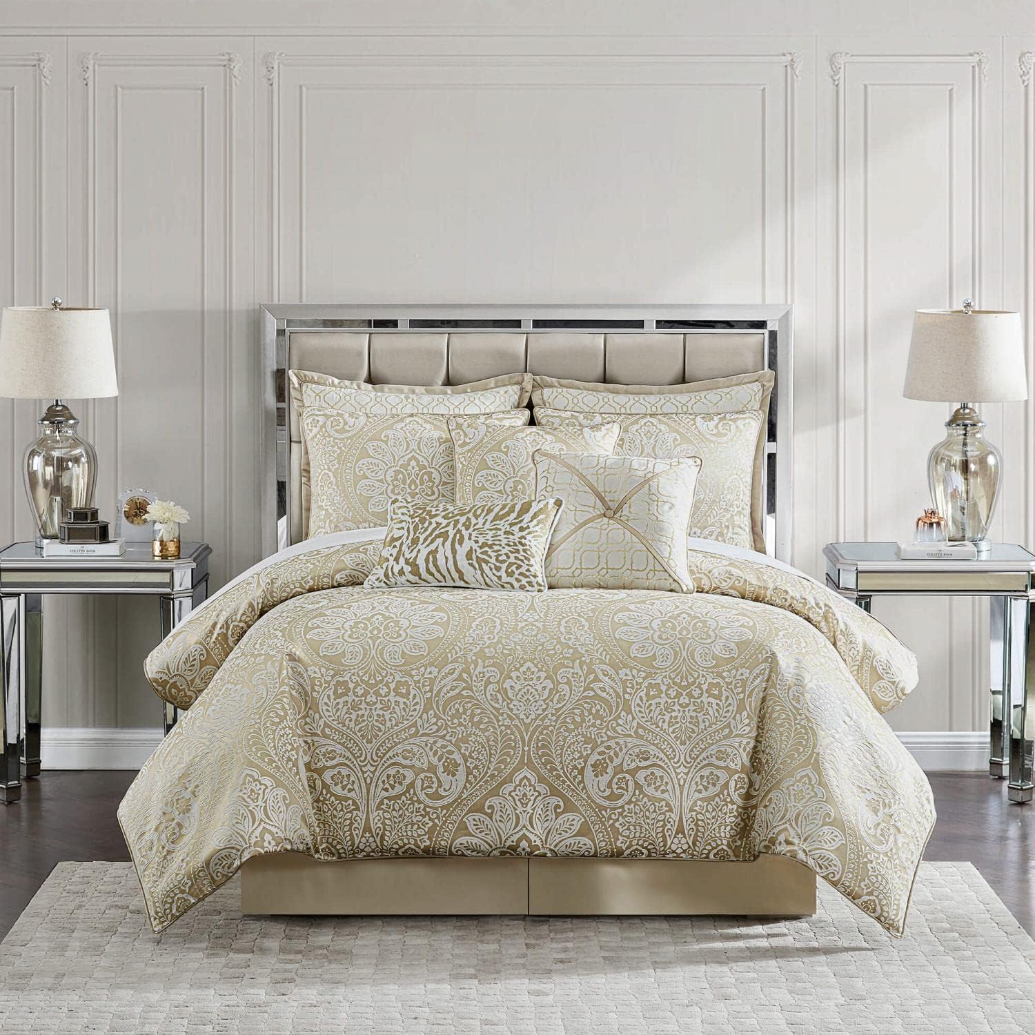 Croscill Helena King Comforter 4-Piece Set Champagne 1