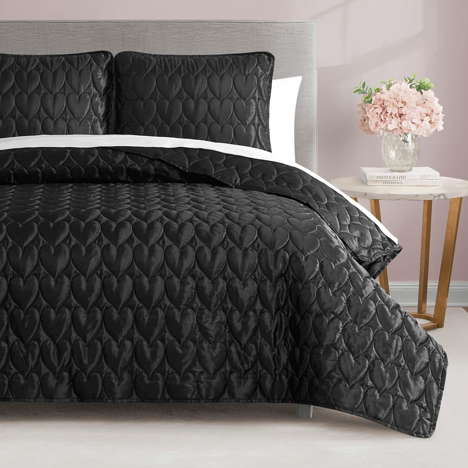 Juicy Couture Satin Heart 3-Piece Quilt Set Black