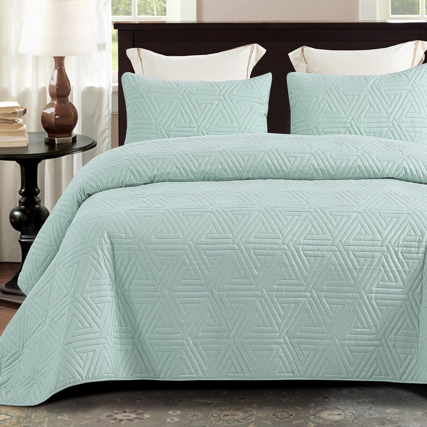 Whale Flotilla Light Blue Queen Size Quilt Set