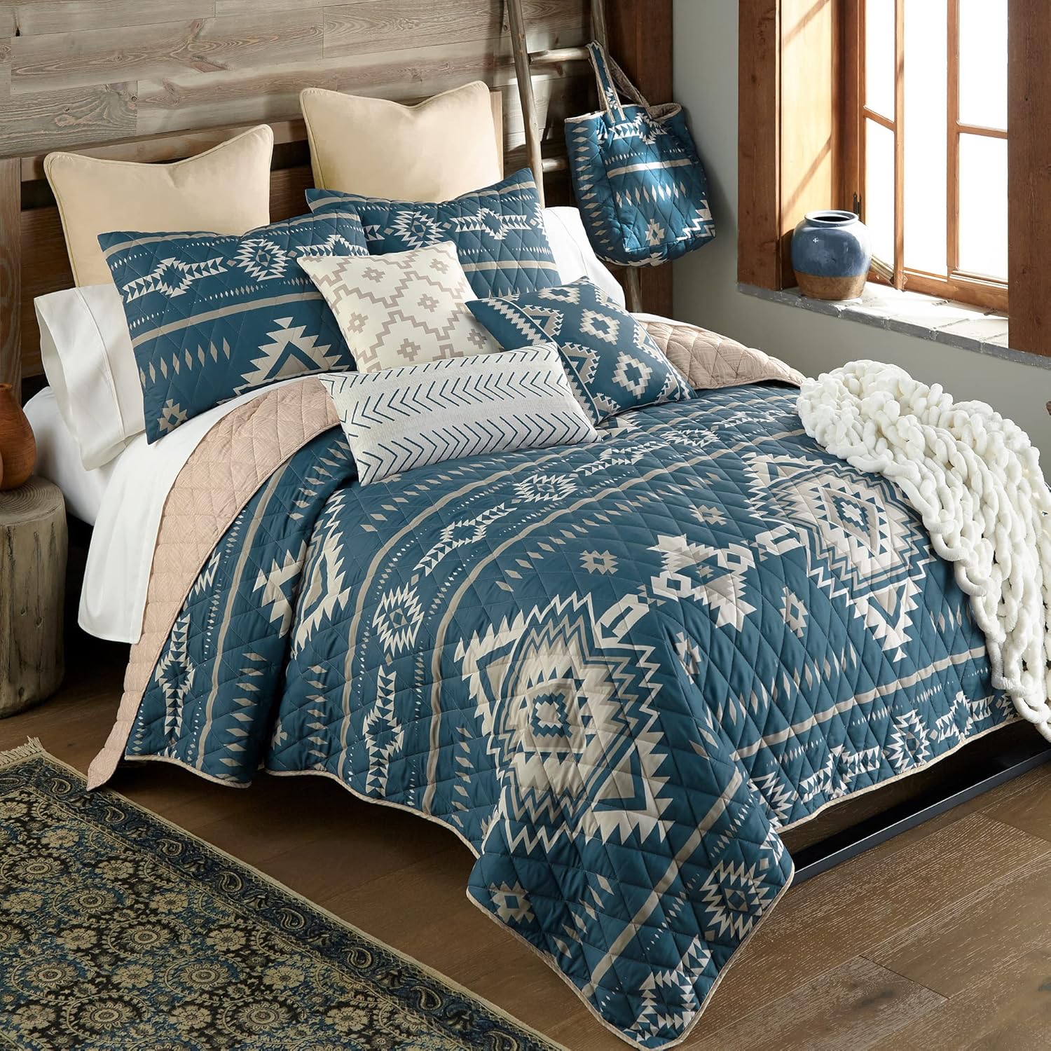 Donna Sharp Twin Quilt Set - 2 Piece - Mesquite Southwest Pattern