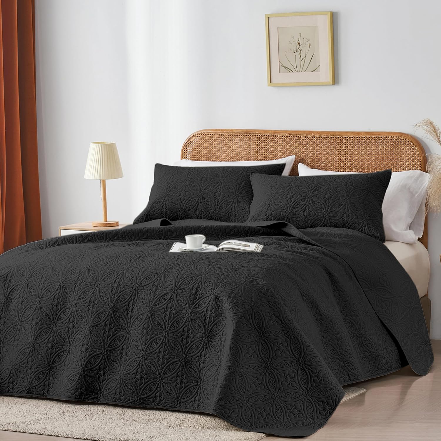 WURUIBO KingCal King Quilt Set Black Microfiber