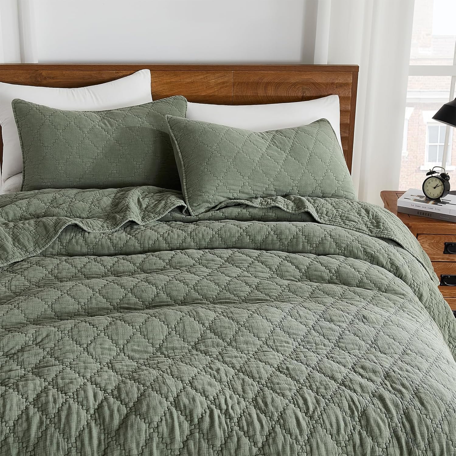 Palassio Olive Green Twin Quilt Set with 1 Sham 1