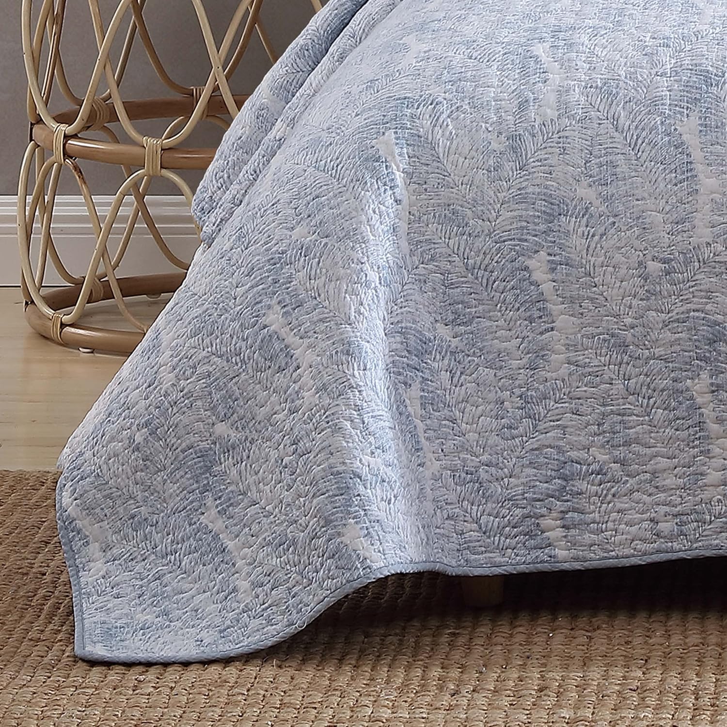 Tommy Bahama Twin Quilt Set with Matching Sham