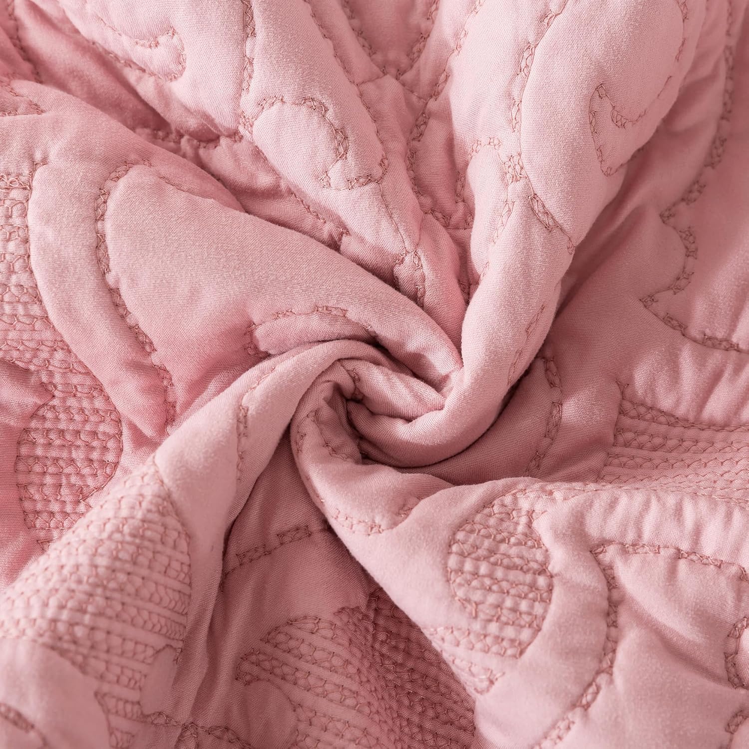 NEWLAKE Quilt Bedspread Set - Pink Floral Reversible Microfiber King Size