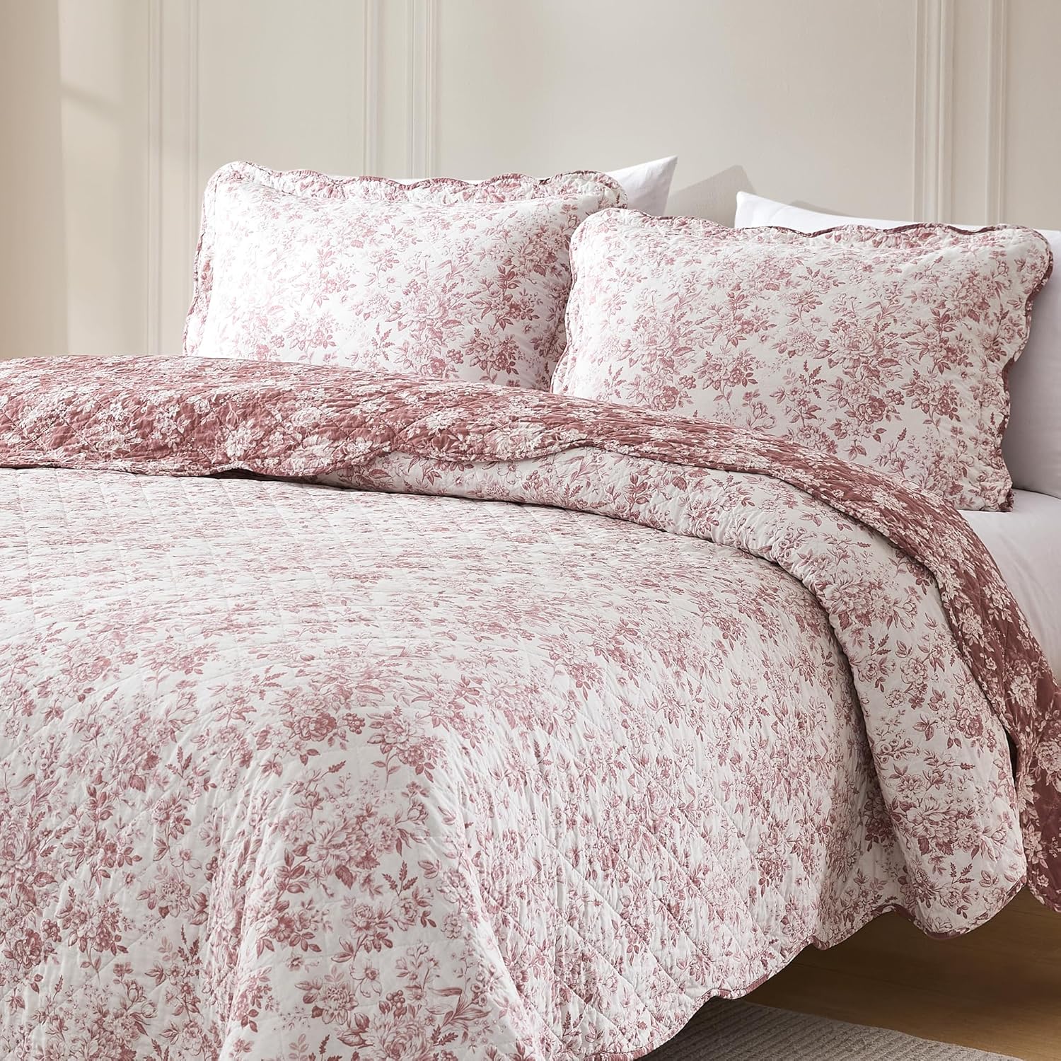 Lush Decor Peony Toile Reversible Cotton Quilt 3 Piece Set