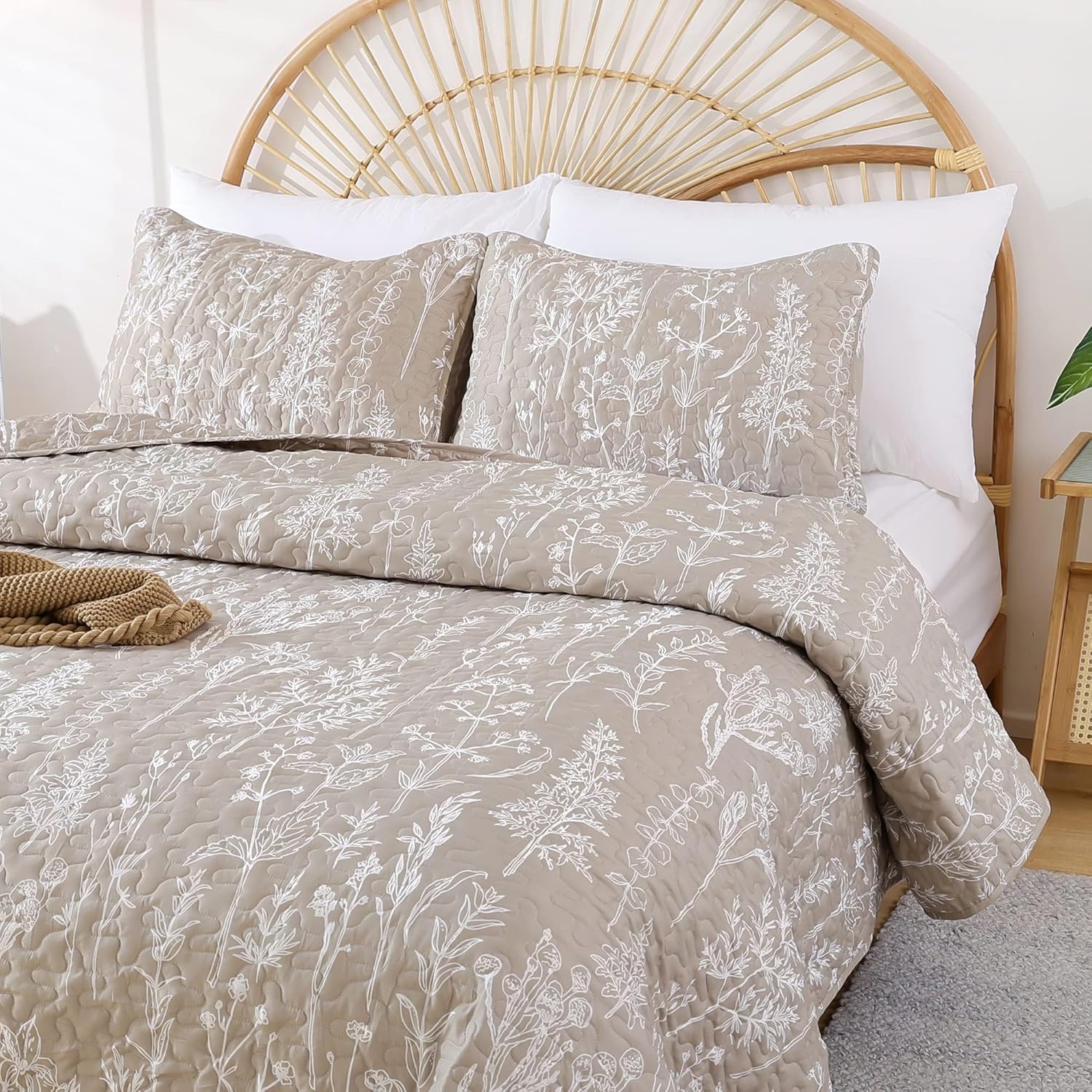 JANZAA Twin Quilt Set 2 Pieces Floral Pattern Reversible Microfiber Bedding
