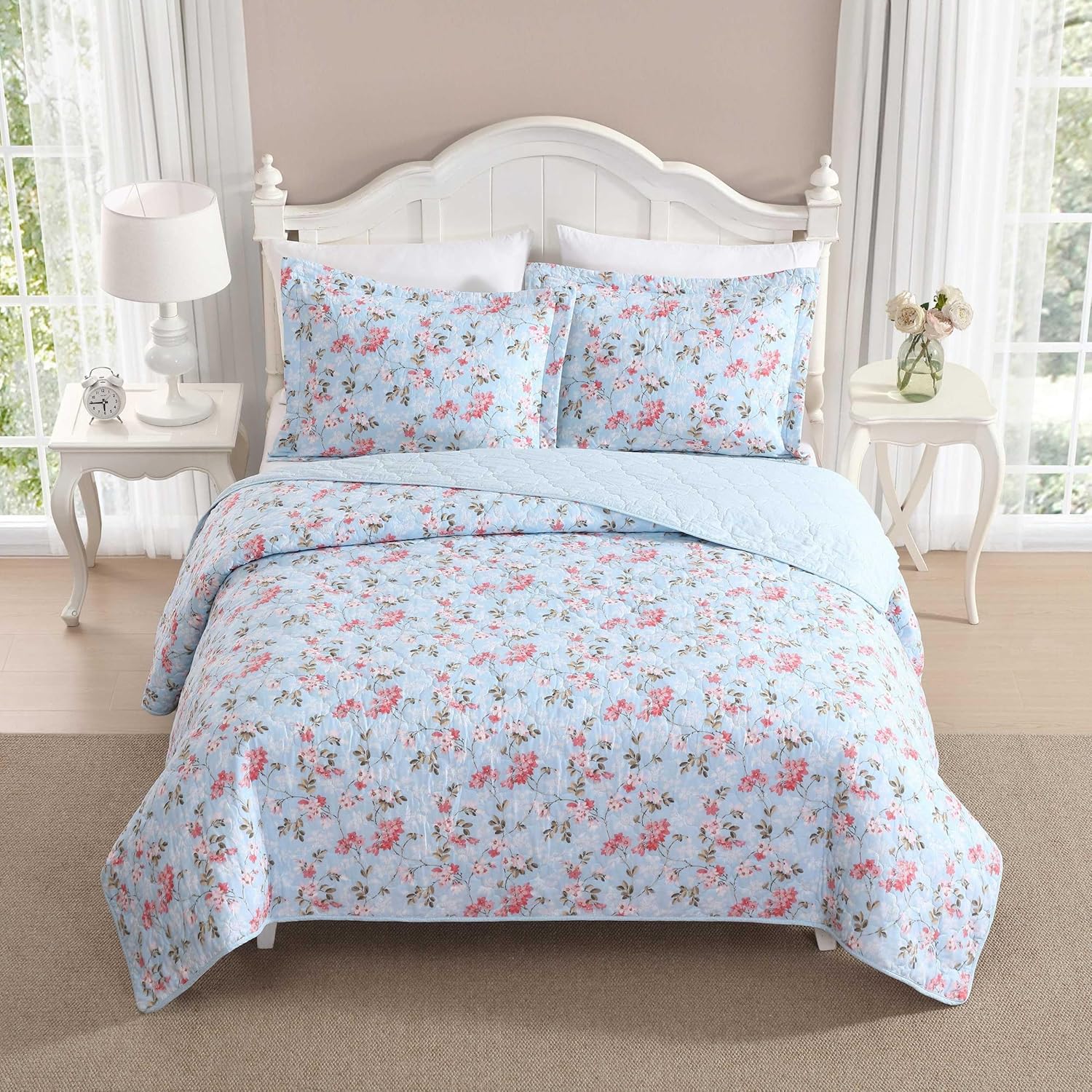 Laura Ashley Full Queen Quilt Set with Shams - Floral Print 100 Cotton