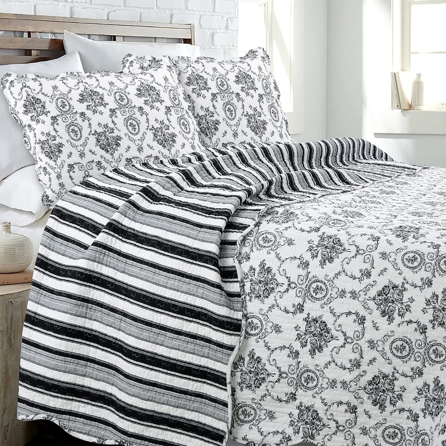 Cozy Line French Medallion Reversible Coverlet Bedspread Set