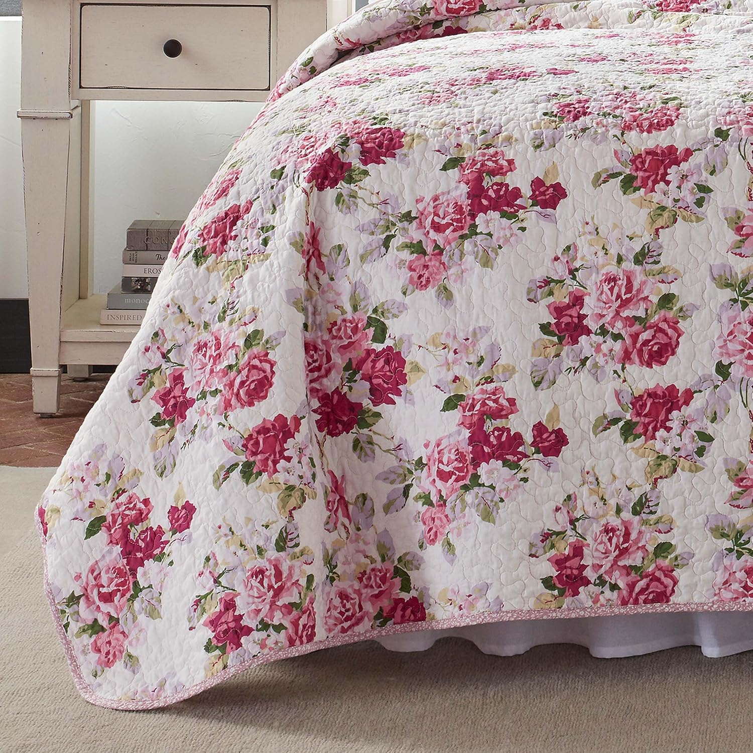 Laura Ashley King Quilt Set with Reversible Design