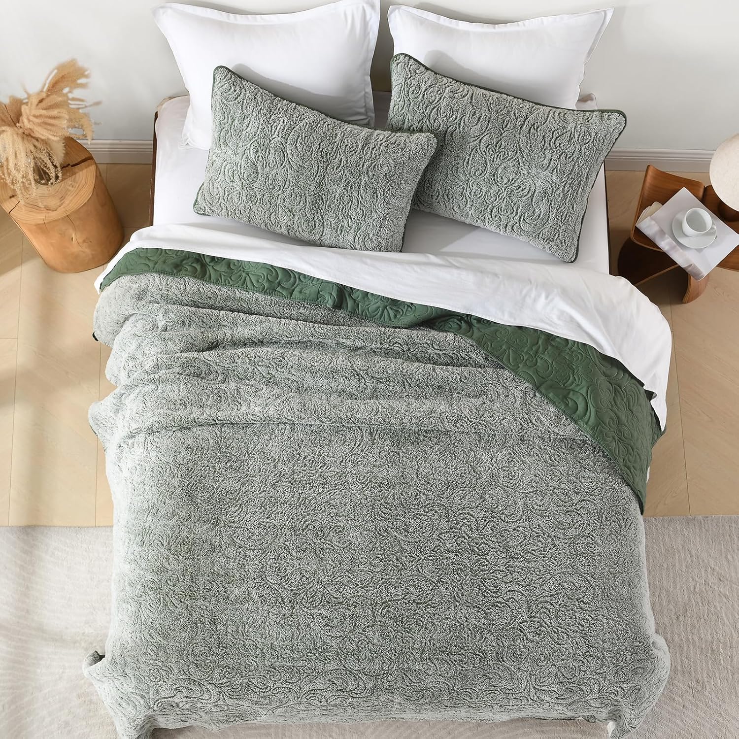 Dobuyly Fluffy Green Queen Quilt Bedding Set
