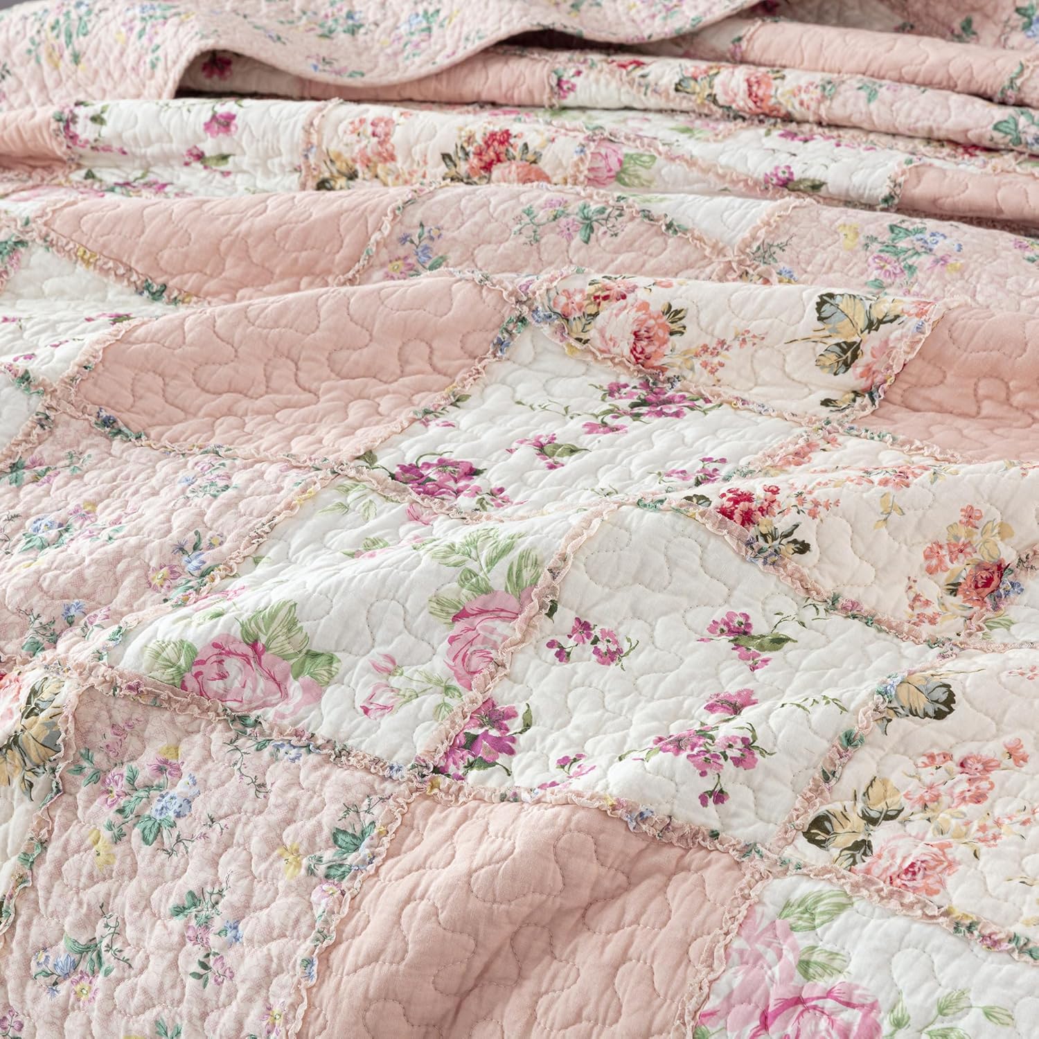 Chezmoi Abbi 2-Piece Pink Shabby Chic Quilt Set Twin Size