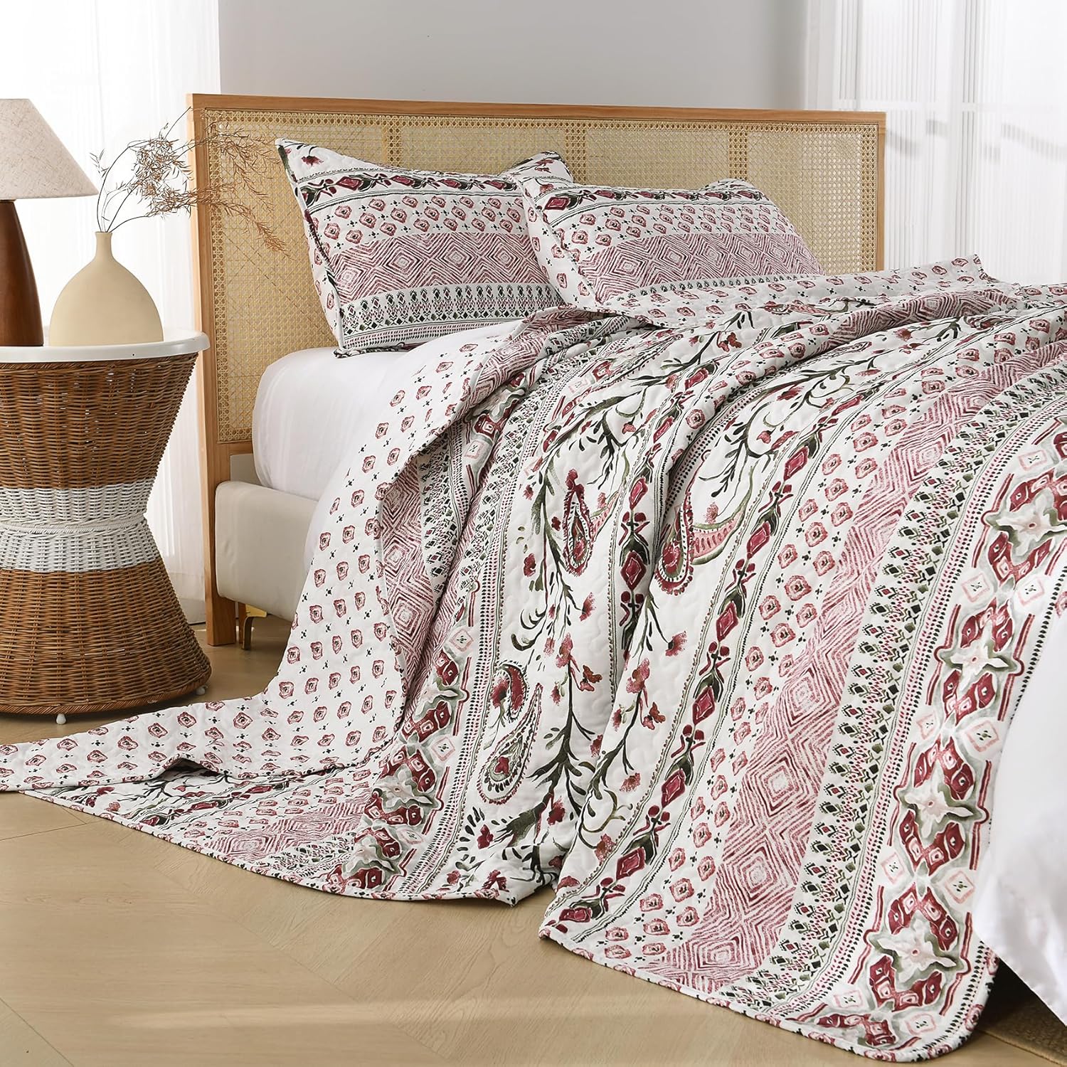 Boho Paisley Red Quilt Set Reversible Twin Size