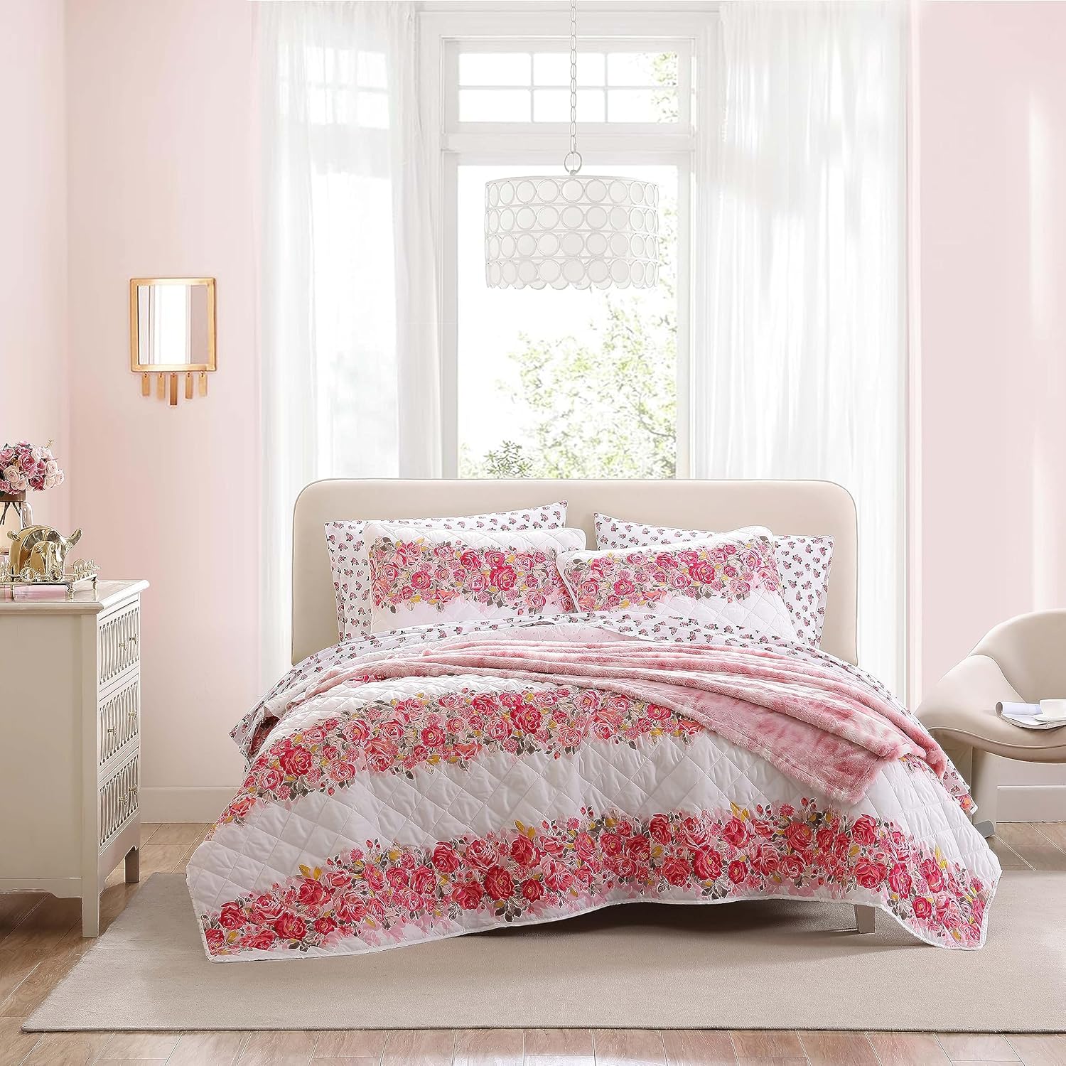 Betsey Johnson Queen Quilt Set - Banded Floral Pink