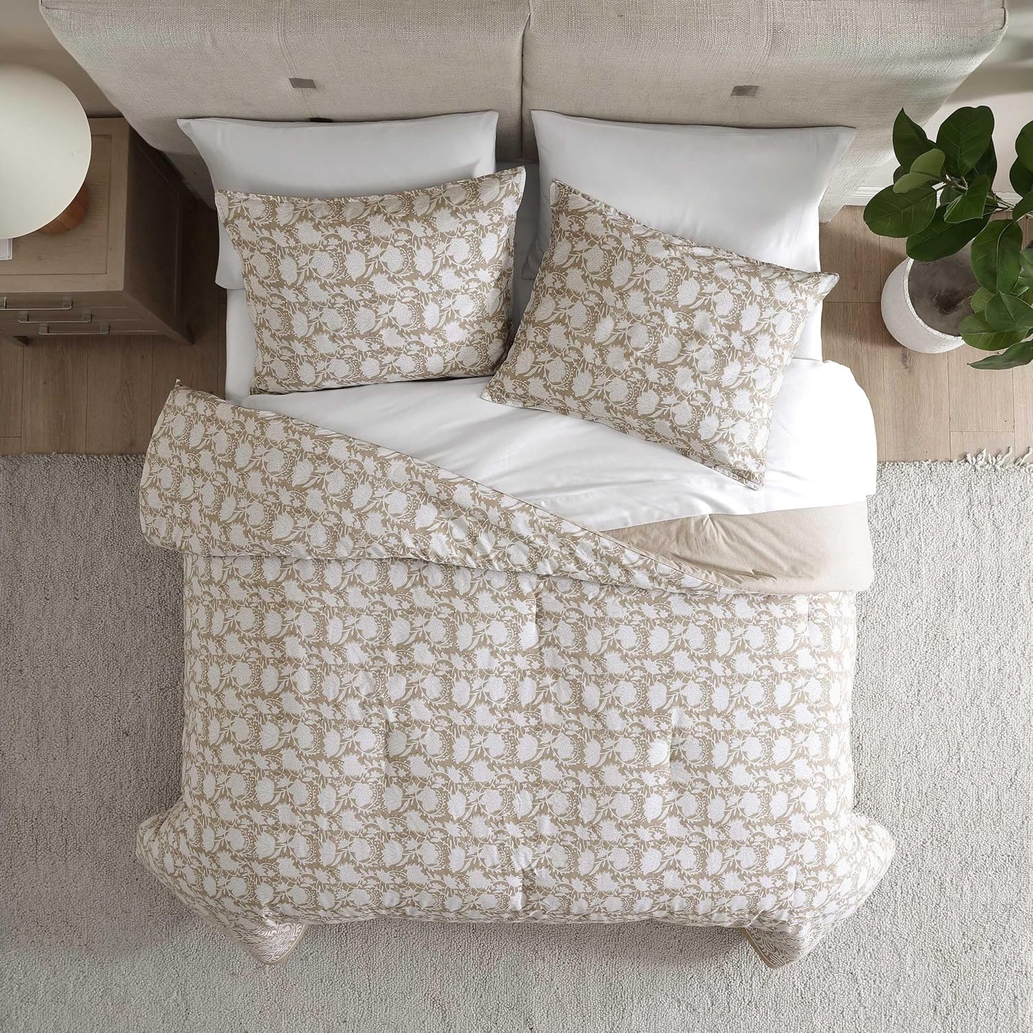 Nautica TwinTwin XL Comforter Set Bayport Floral Beige