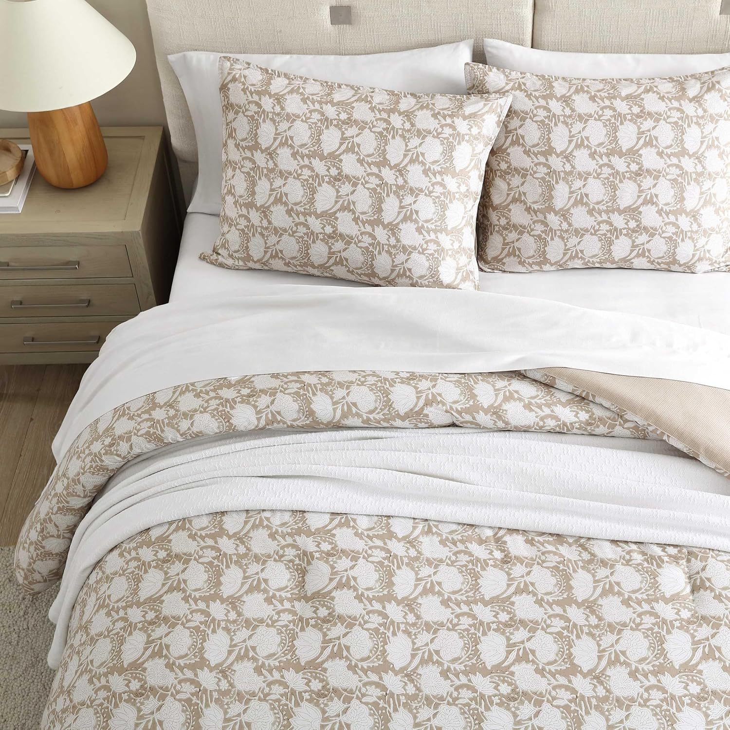 Nautica TwinTwin XL Comforter Set Bayport Floral Beige