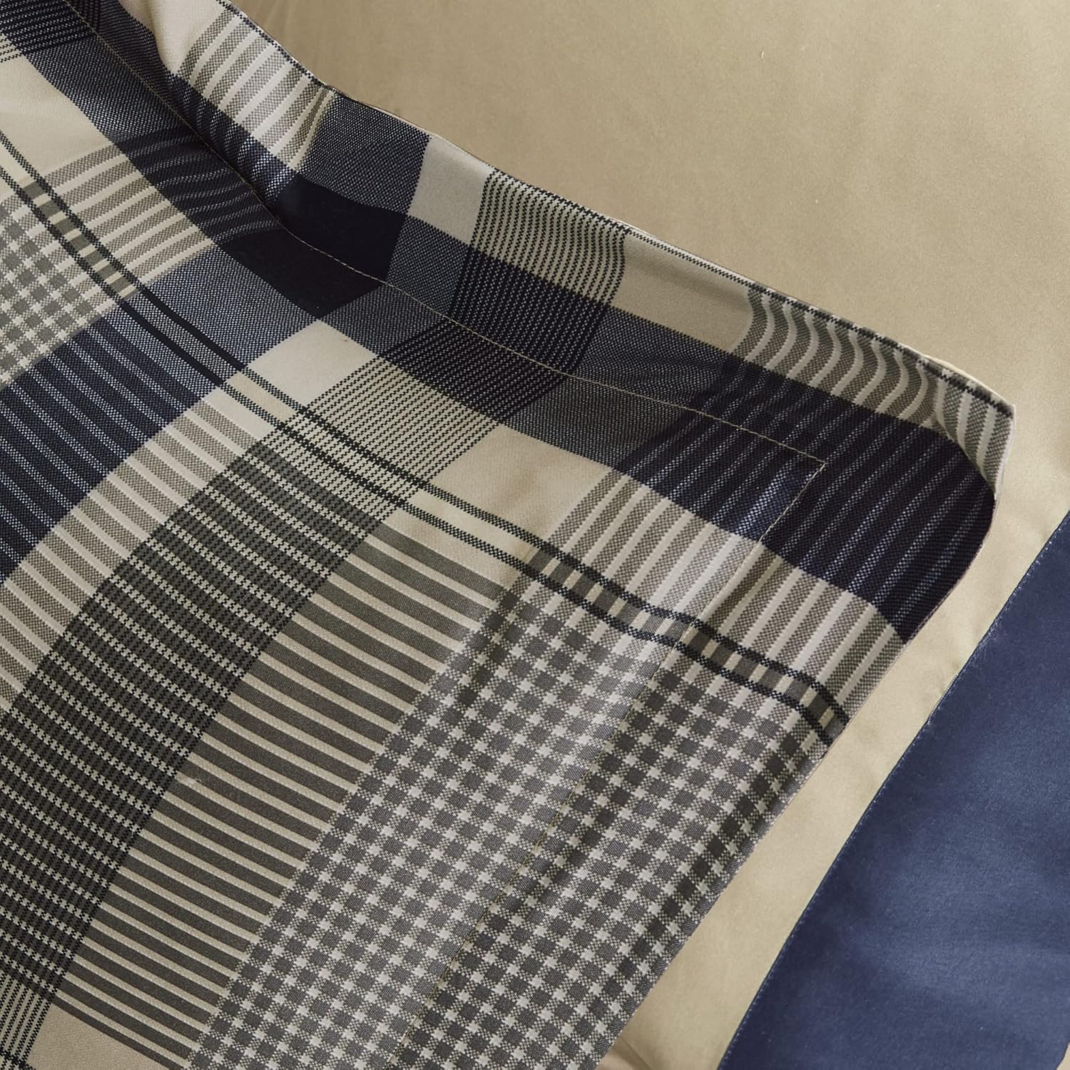 Intelligent Design Robbie Cozy Comforter Set 7 Piece Twin XL Navy Tan