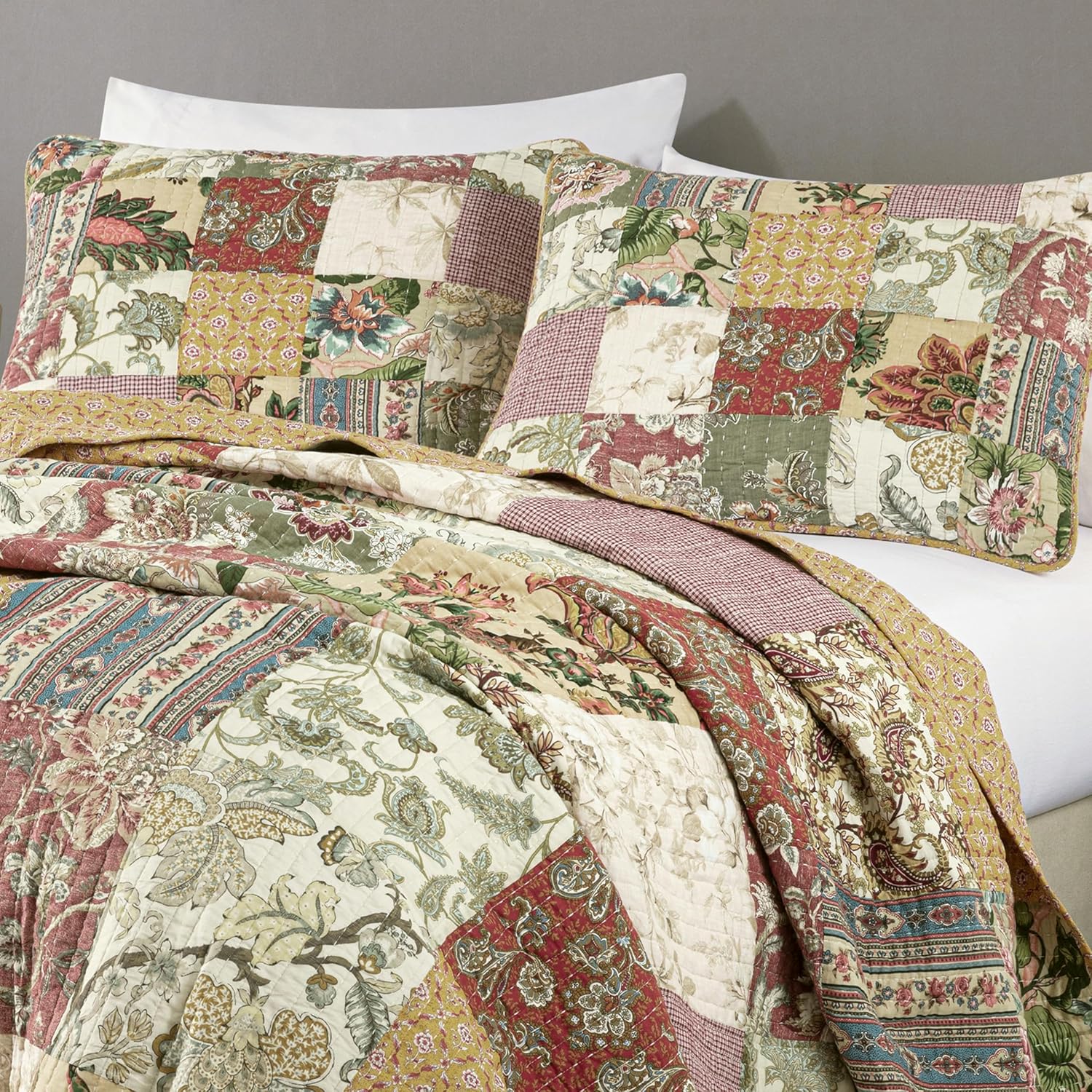 Chezmoi Collection Delaney 2-Piece Floral Patchwork Quilt Set Twin