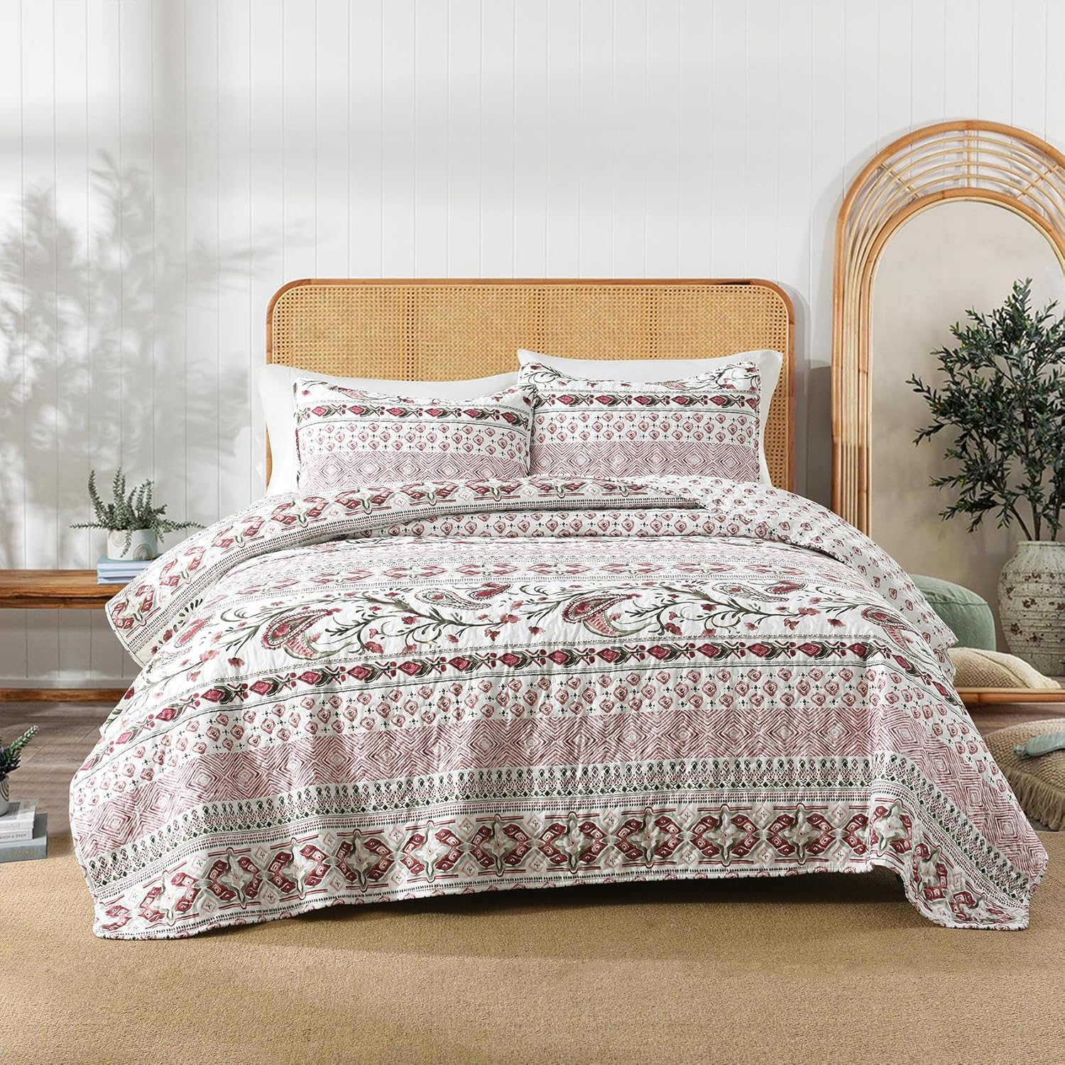Boho Paisley Red Quilt Set Reversible Twin Size