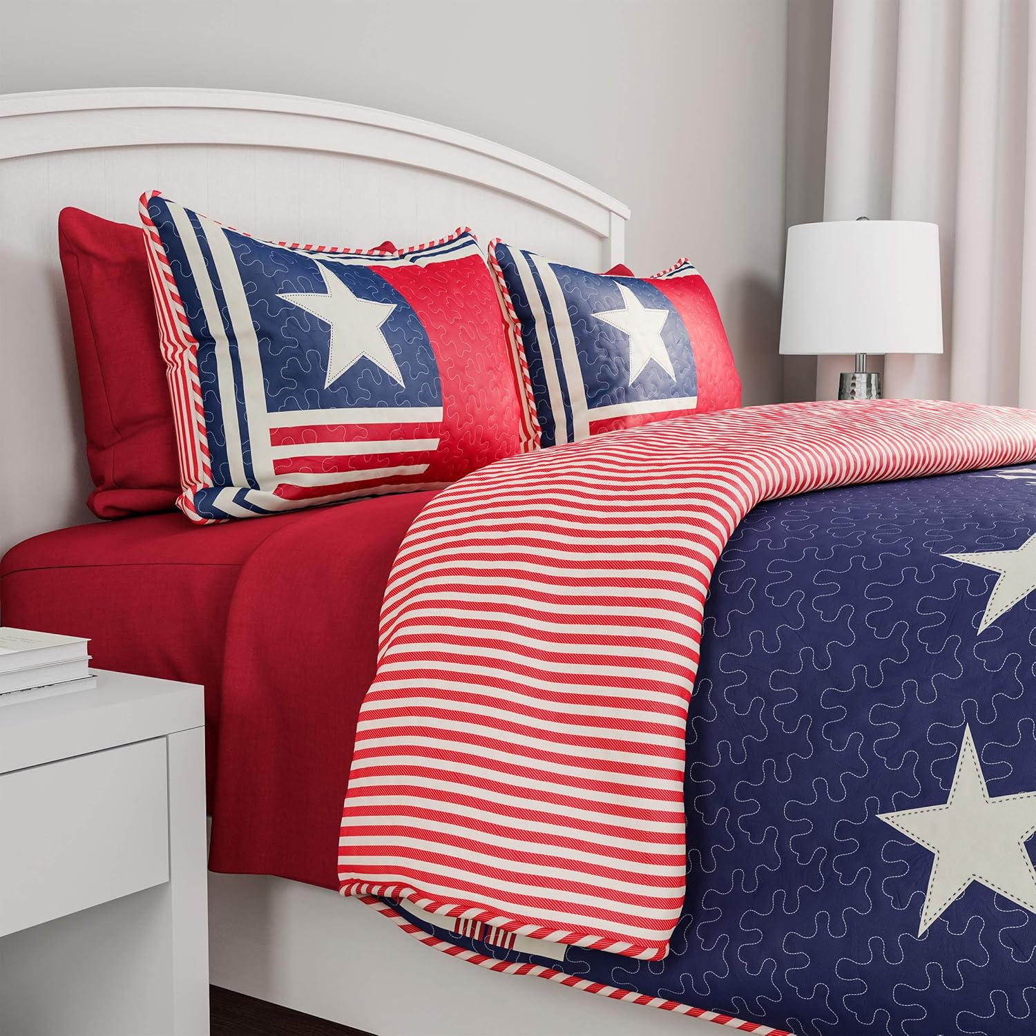 Bedford Home Quilt Set Patriotic Flag Print 2-Piece All-Season