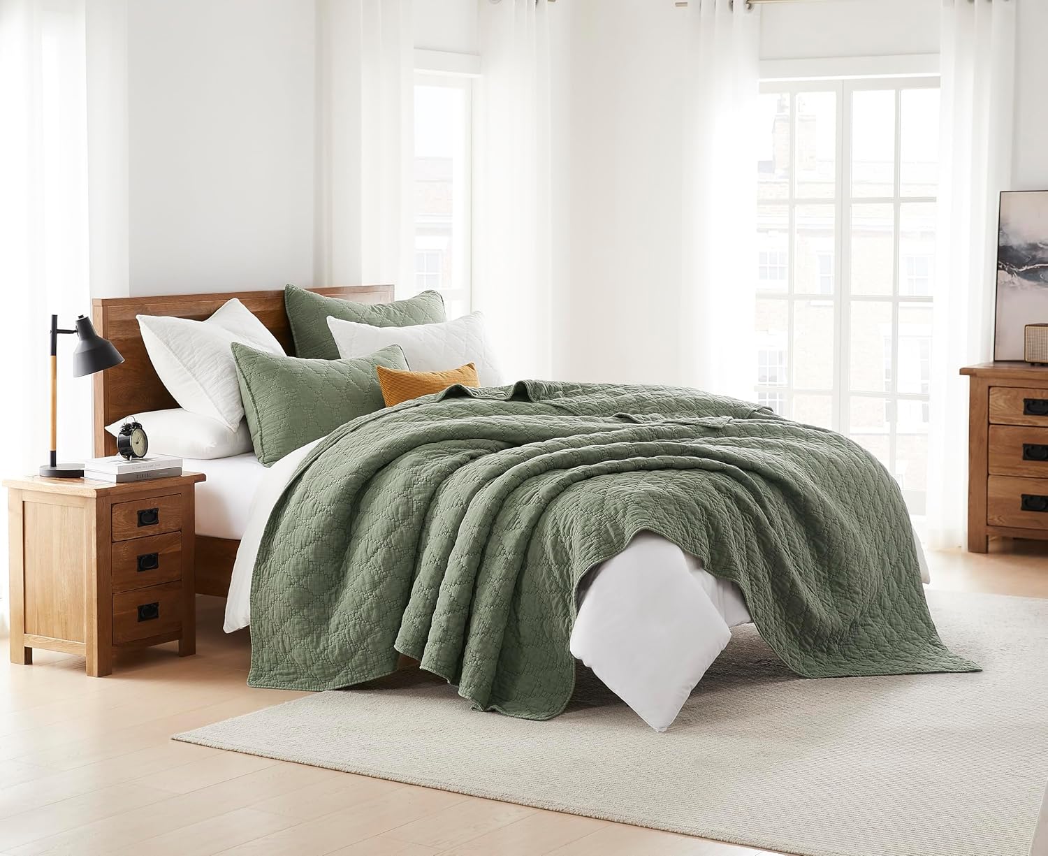 Palassio Olive Green Twin Quilt Set with 1 Sham 1