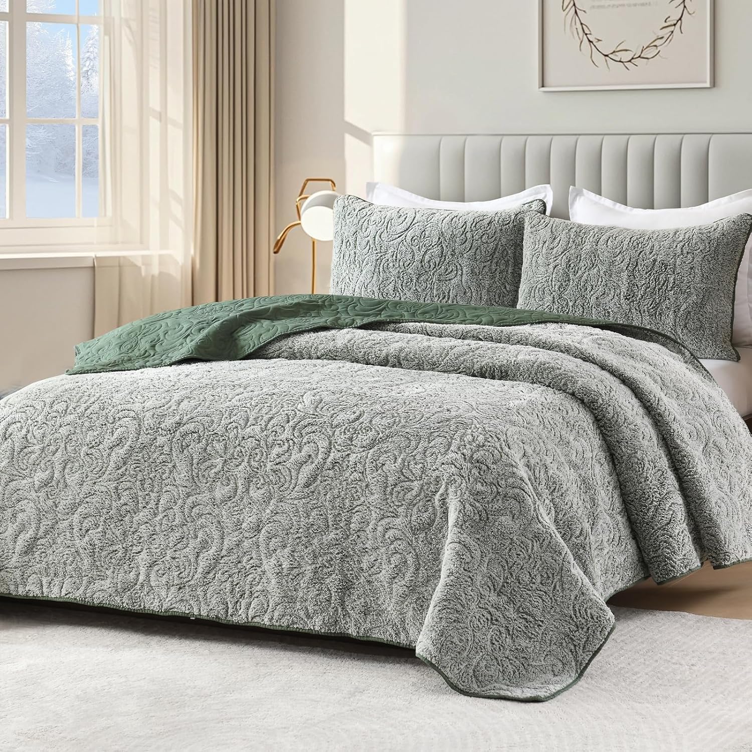 Dobuyly Fluffy Green Queen Quilt Bedding Set