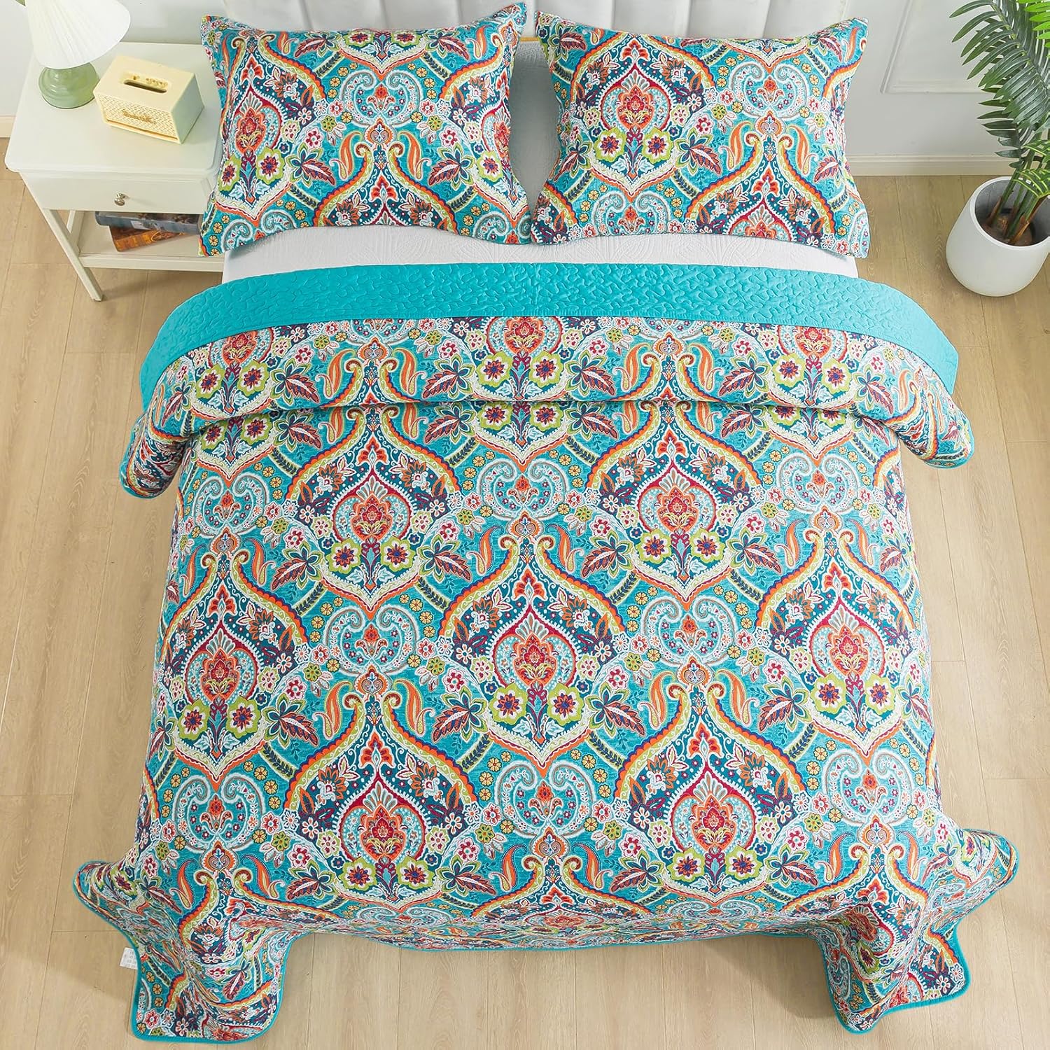 BEDISELY Queen Size Quilt Set - Teal Damask Reversible Bedspread Blanks