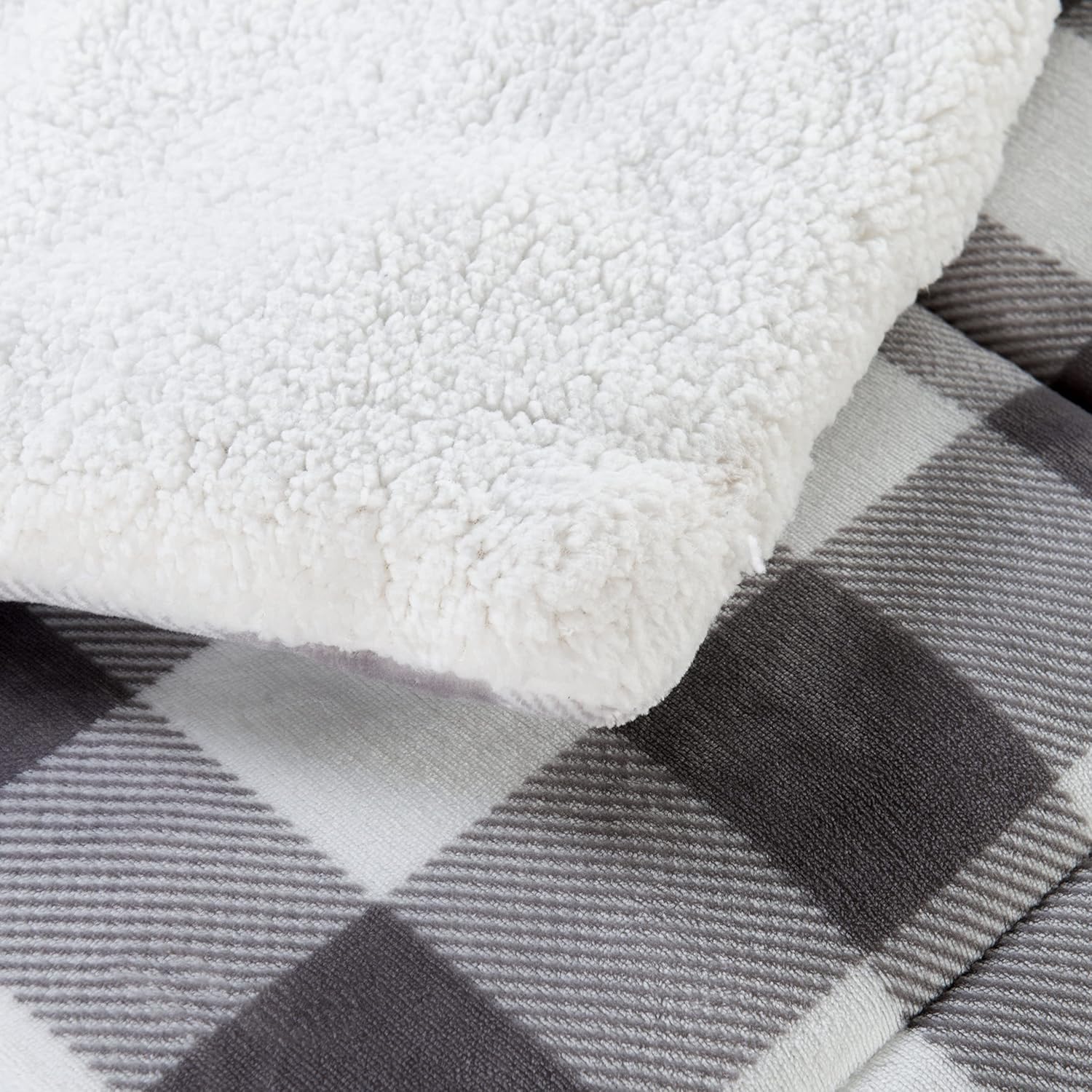 Elegant Comfort Reversible Down Alternative Comforter Set King
