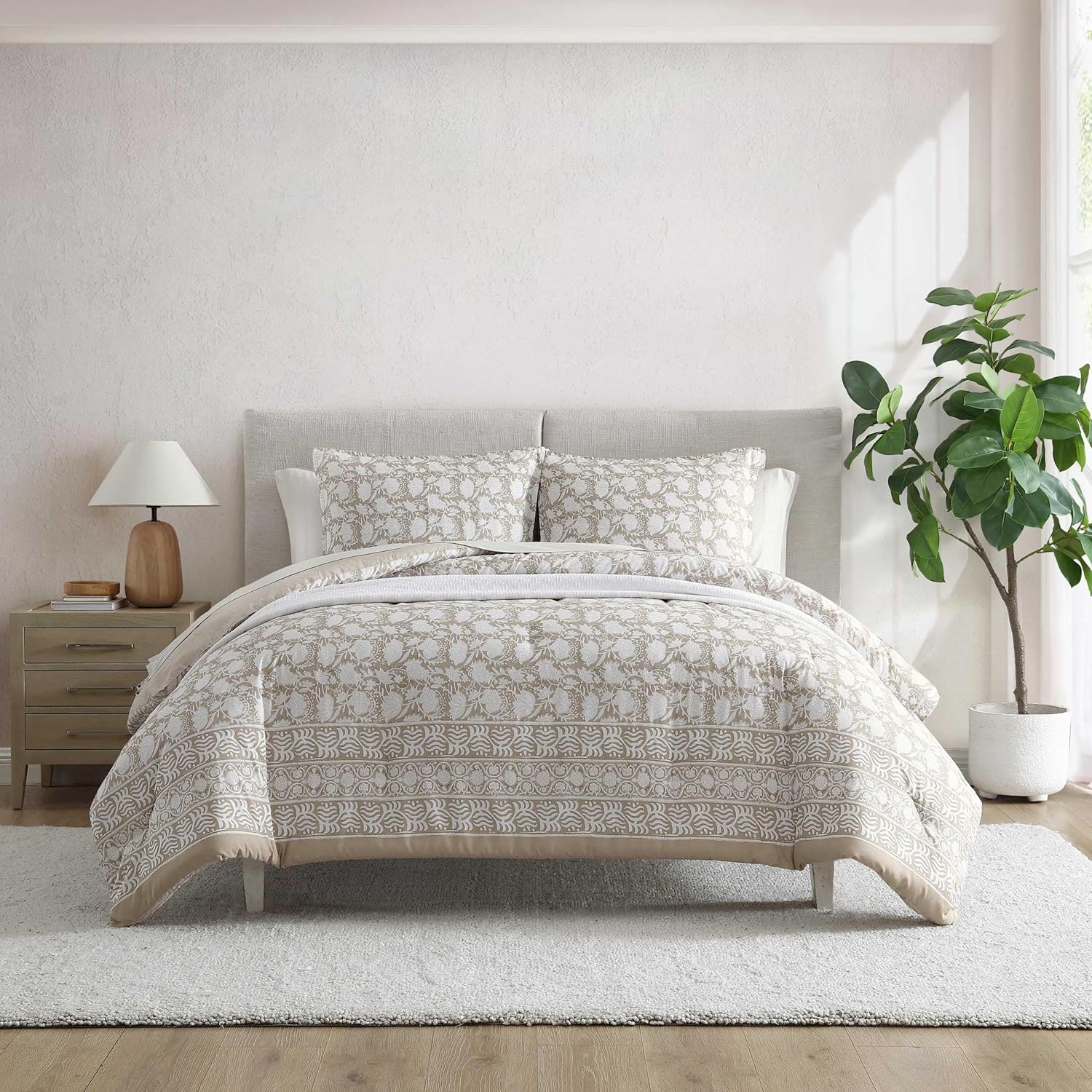Nautica TwinTwin XL Comforter Set Bayport Floral Beige