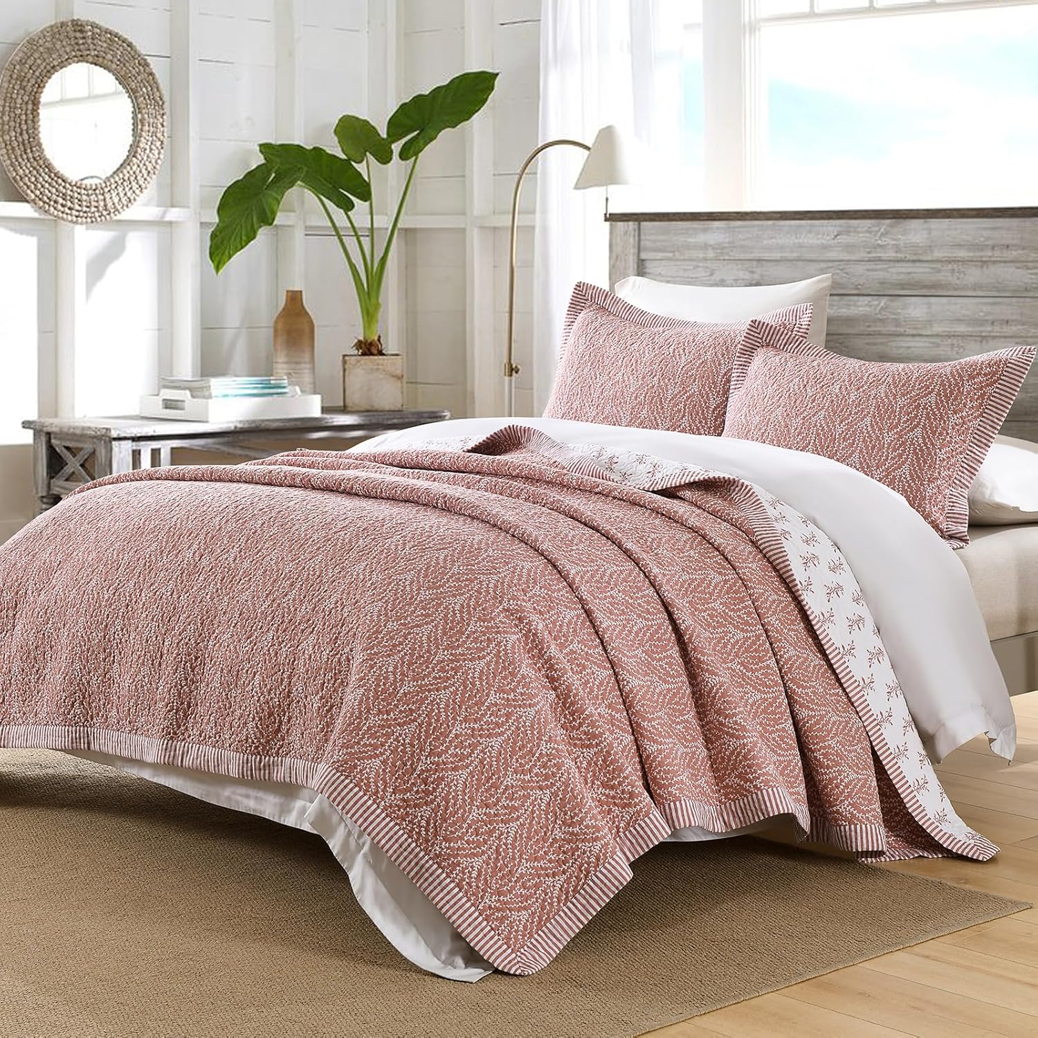 SahSahCasa Queen Quilt Set 100 Cotton Botanical Pattern 3 Pieces